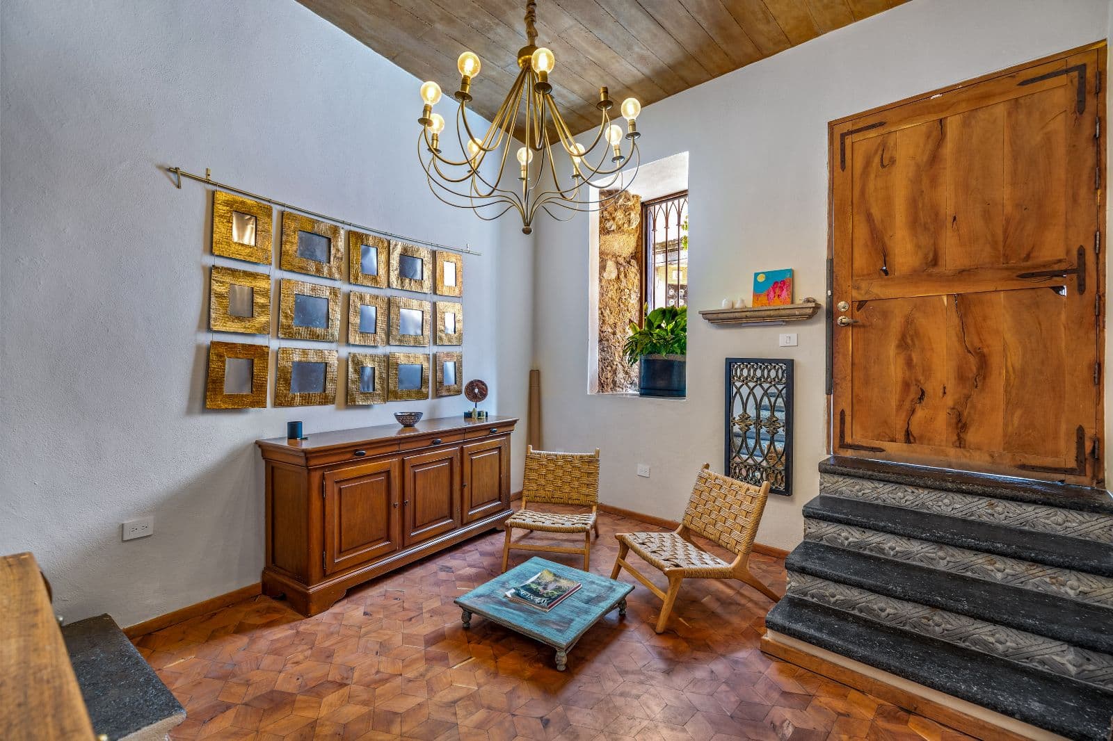 Casa Entresueño — Centro, San Miguel de Allende — photo 3 — elegant foyer with soaring ceilings