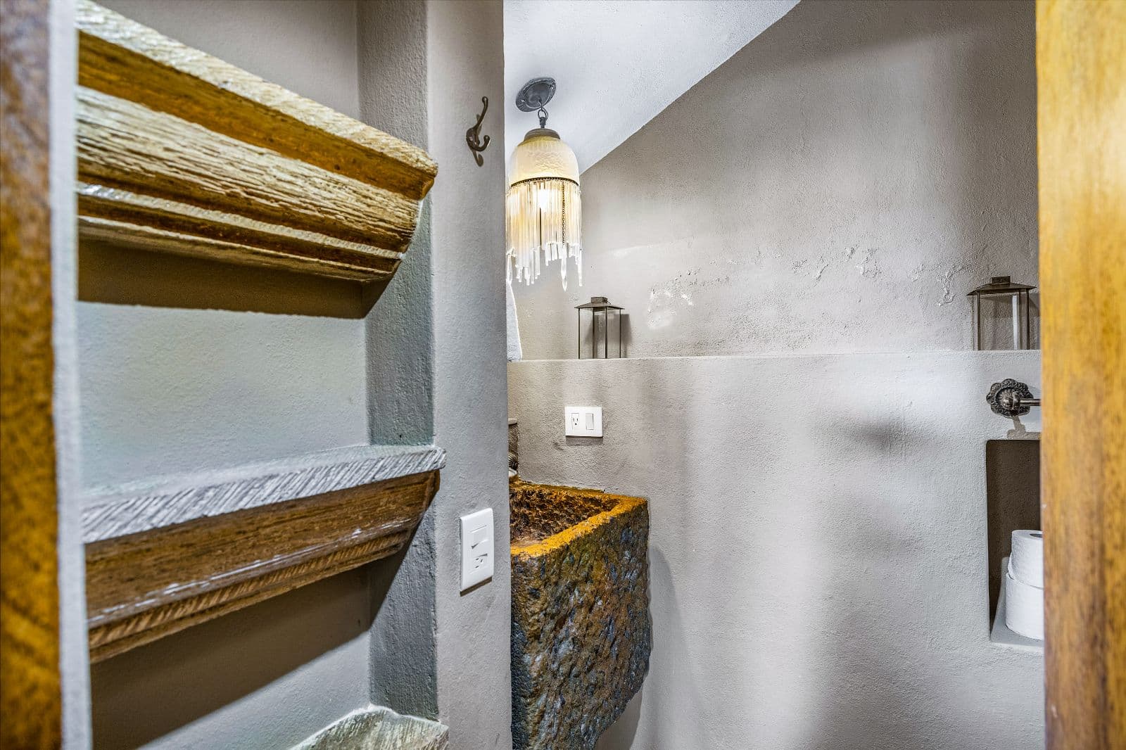 Casa Entresueño — Centro, San Miguel de Allende — photo 10 — rustic elegance meets refined minimalism