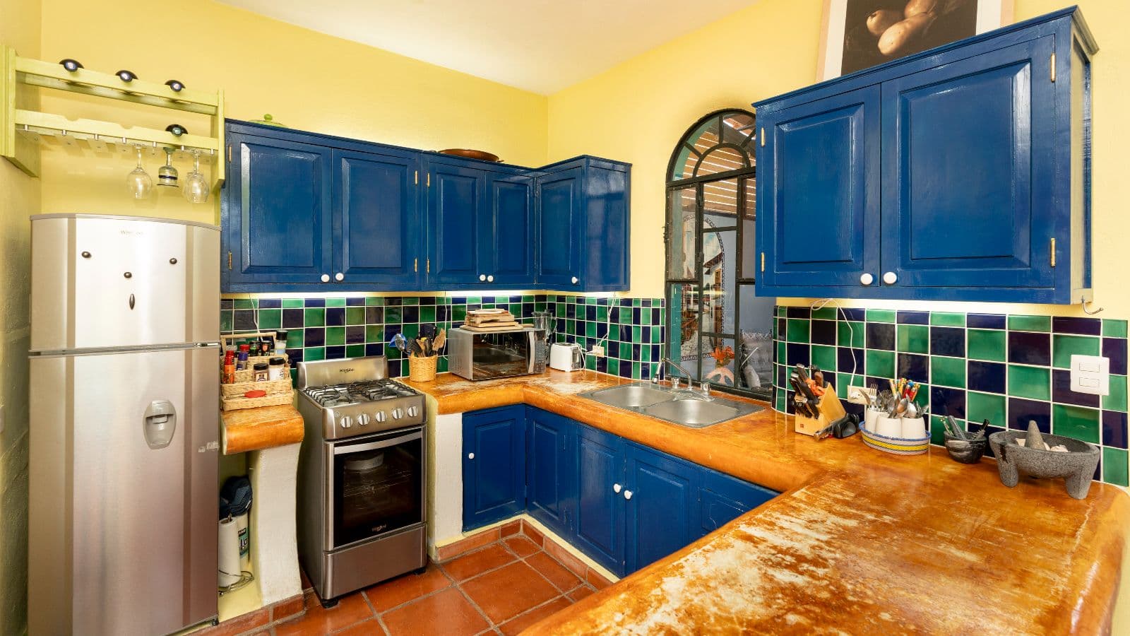 Casa de Tomas — La Lomita, San Miguel de Allende — photo 7 — vibrant traditional mexican kitchen