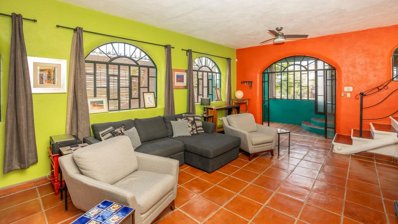 Casa de Tomas — La Lomita, San Miguel de Allende — photo 6 — vibrant, sun-filled living sanctuary