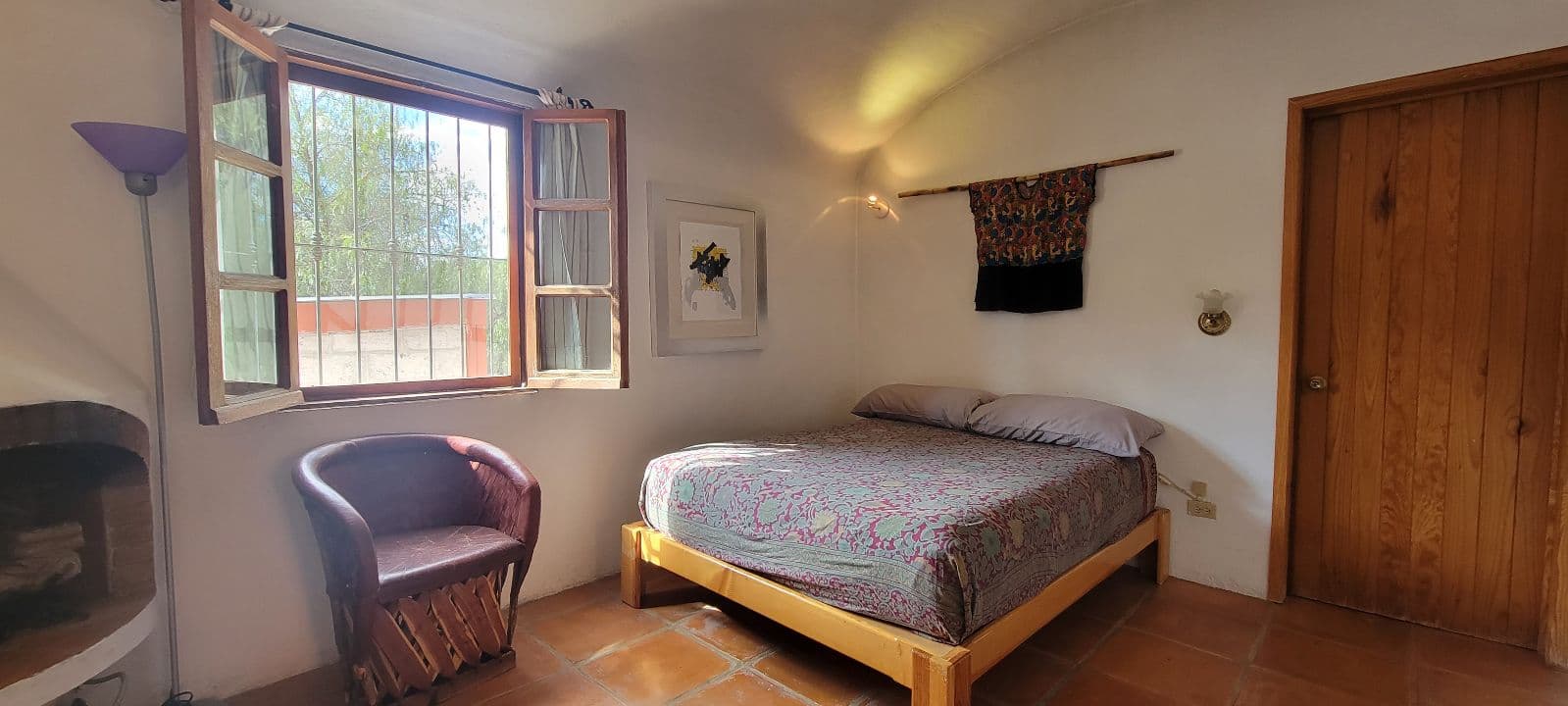 Casa Tucevich — El Obraje, San Miguel de Allende — photo 26 — sunlit bedroom with authentic mexican charm