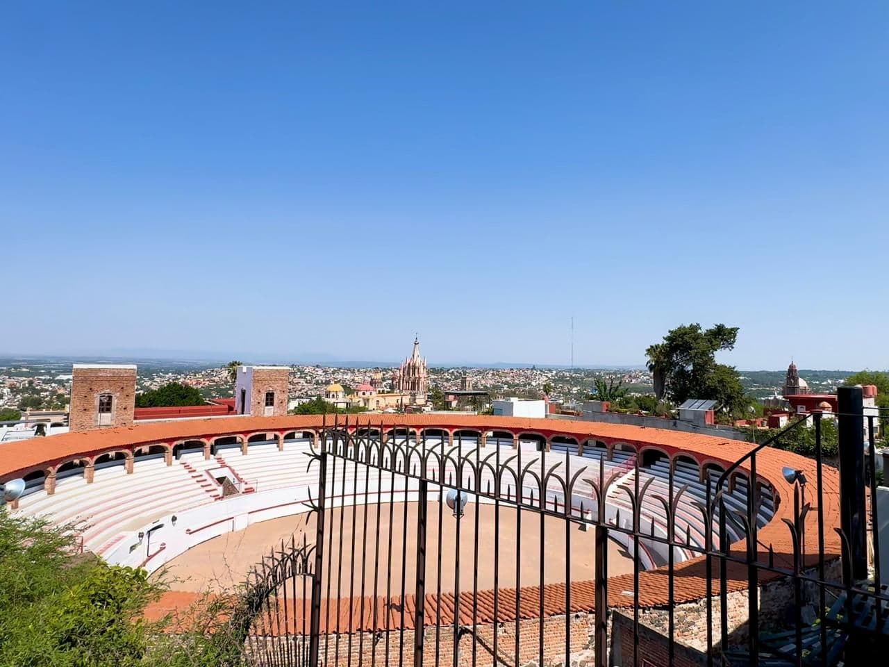 Barranca 67, A Rare Opportunity in Centro — Centro, San Miguel de Allende — photo 9 — panoramic views, historic architectural charm