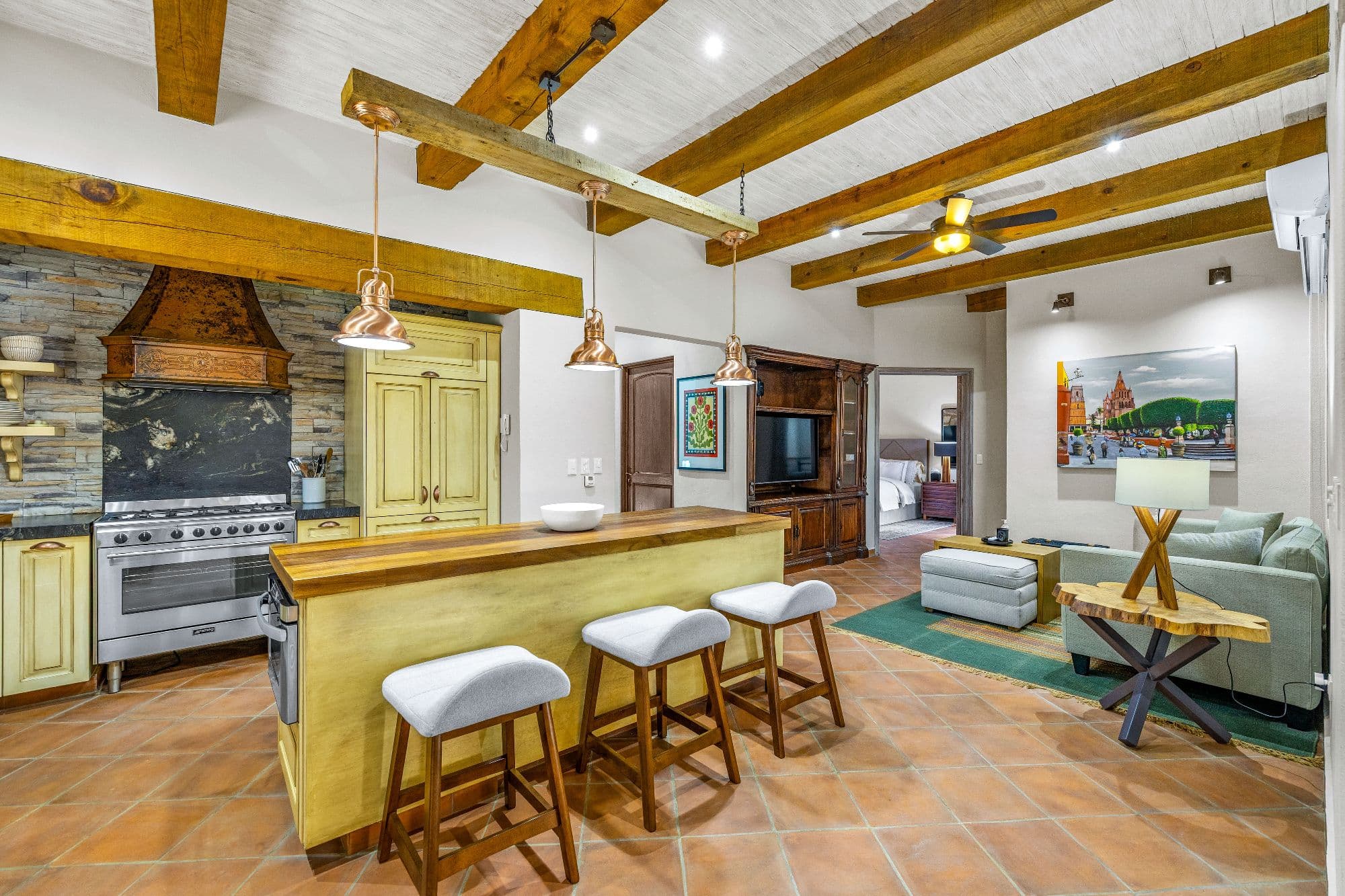 Casa de Gracias — Centro, San Miguel de Allende — photo 4 — rustic-elegant open living masterpiece