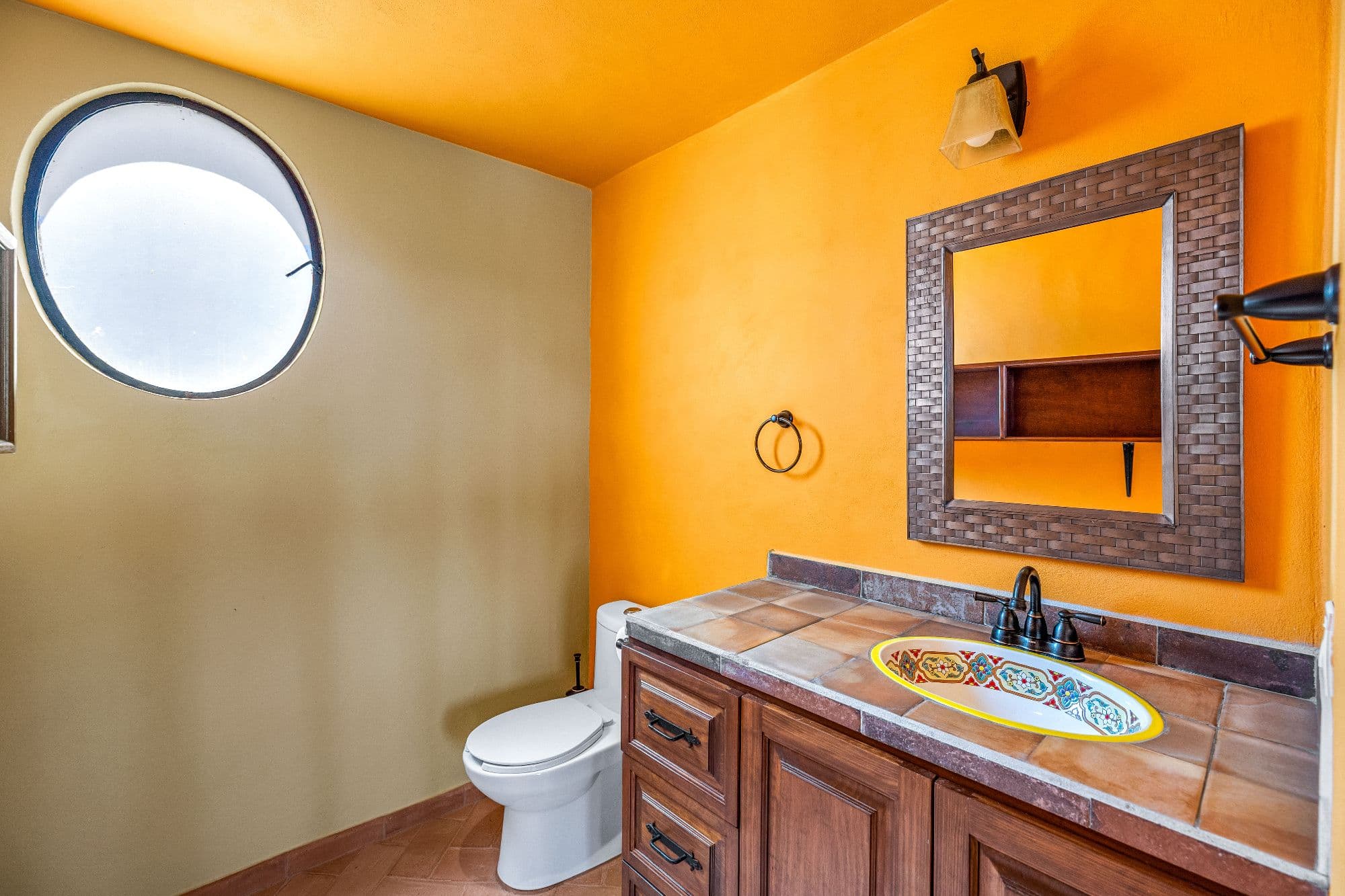 Casa de Gracias — Centro, San Miguel de Allende — photo 16 — vibrant mexican-inspired bathroom oasis