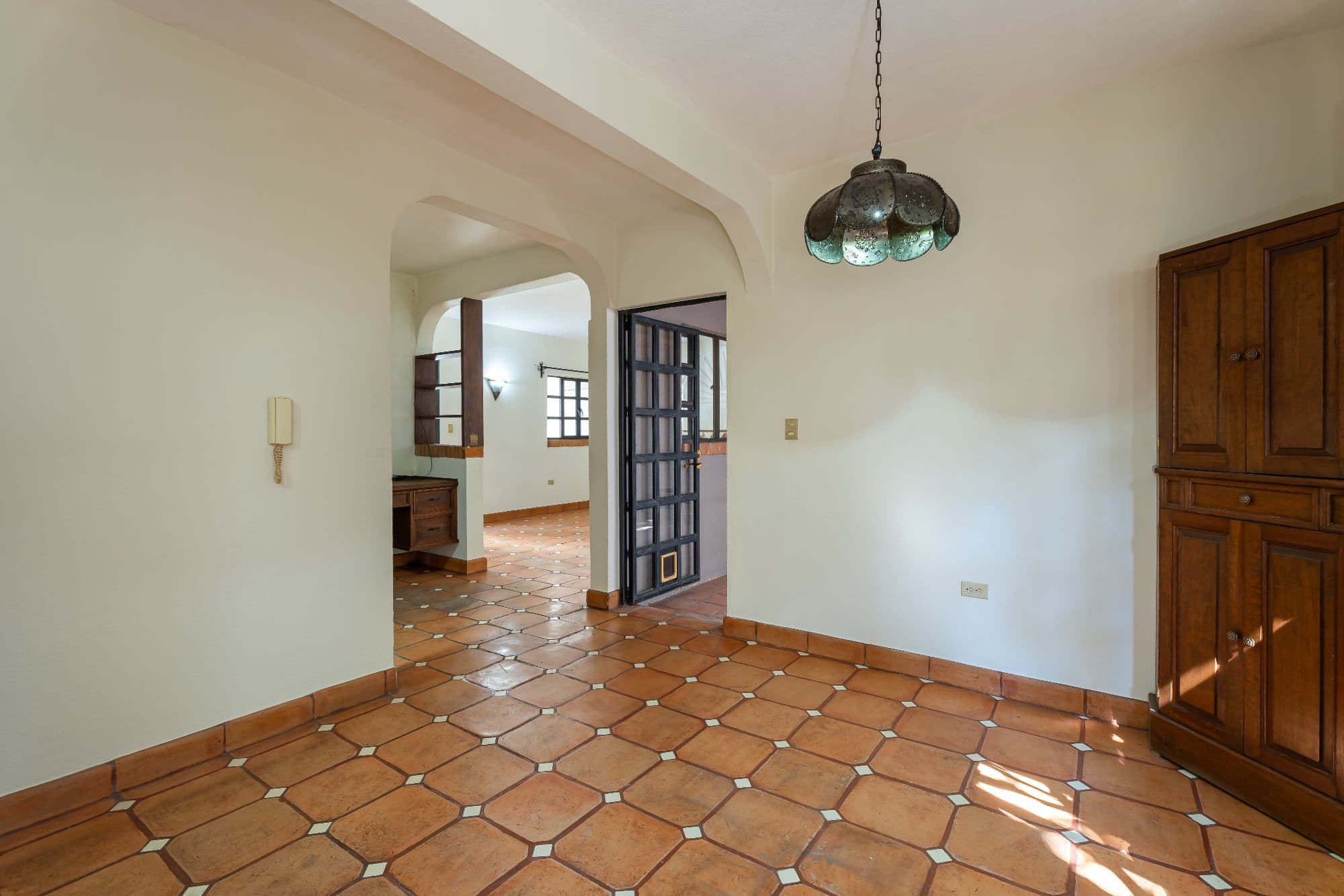 Casa Hidden Nook — San Antonio, San Miguel de Allende — photo 8 — luminous entry showcasing authentic mexican architecture