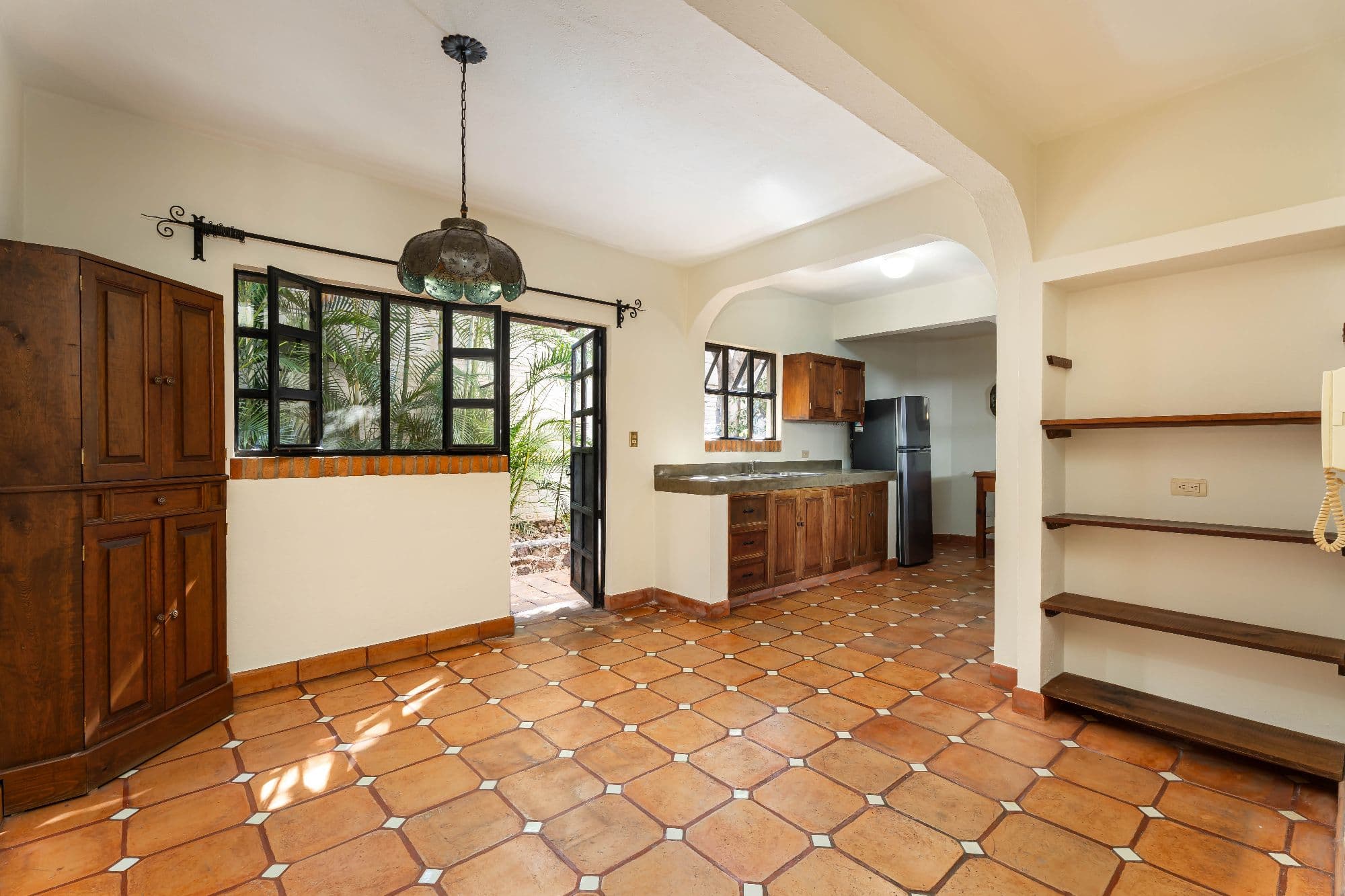 Casa Hidden Nook — San Antonio, San Miguel de Allende — photo 2 — rustic charm meets sunlit elegance