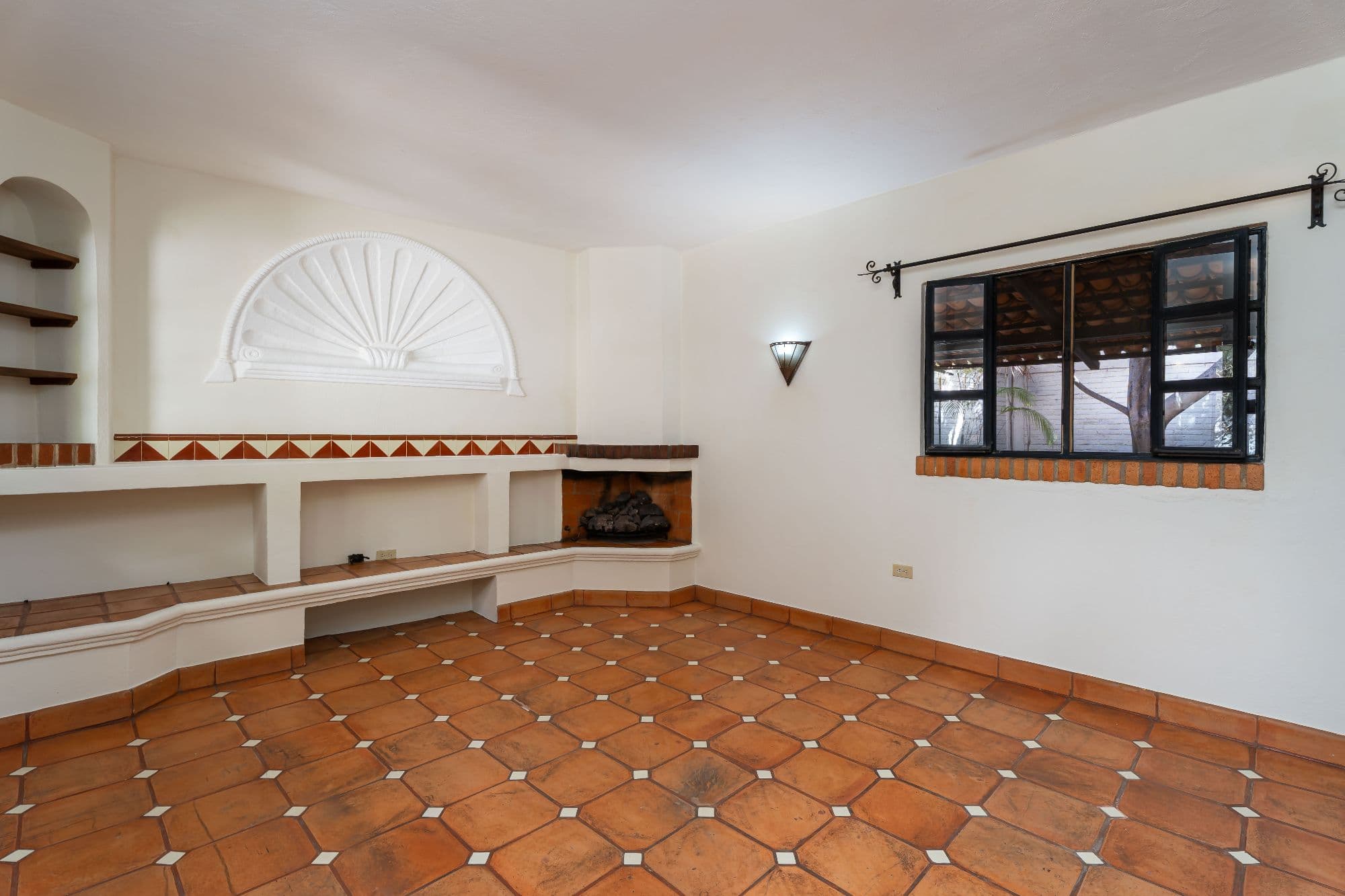 Casa Hidden Nook — San Antonio, San Miguel de Allende — photo 13 — elegant colonial living with authentic charm