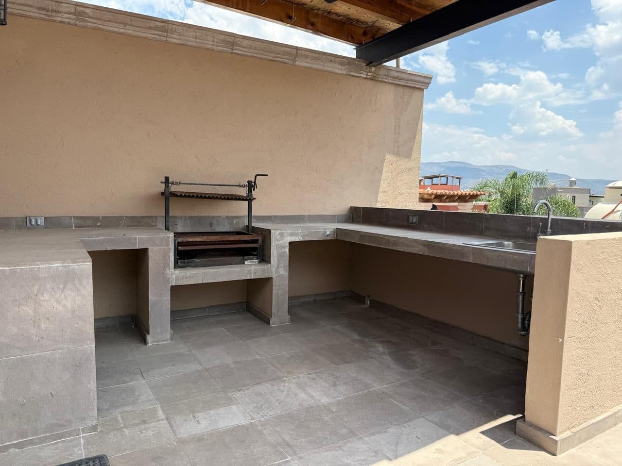 Vistas Del Capricho — El Capricho, San Miguel de Allende — photo 19 — expansive rooftop entertaining terrace