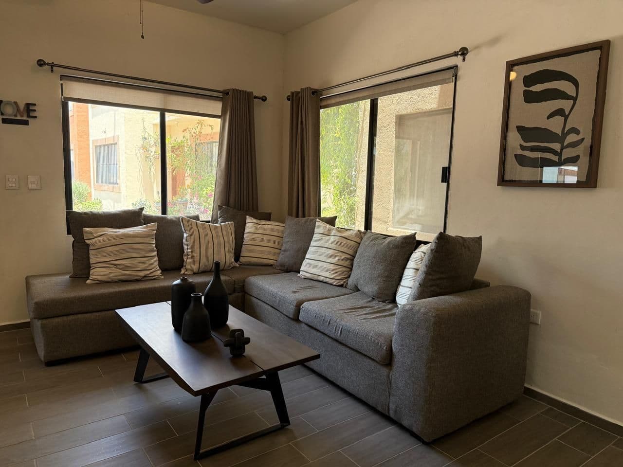 Vistas Del Capricho — El Capricho, San Miguel de Allende — photo 9 — luminous living room with garden views