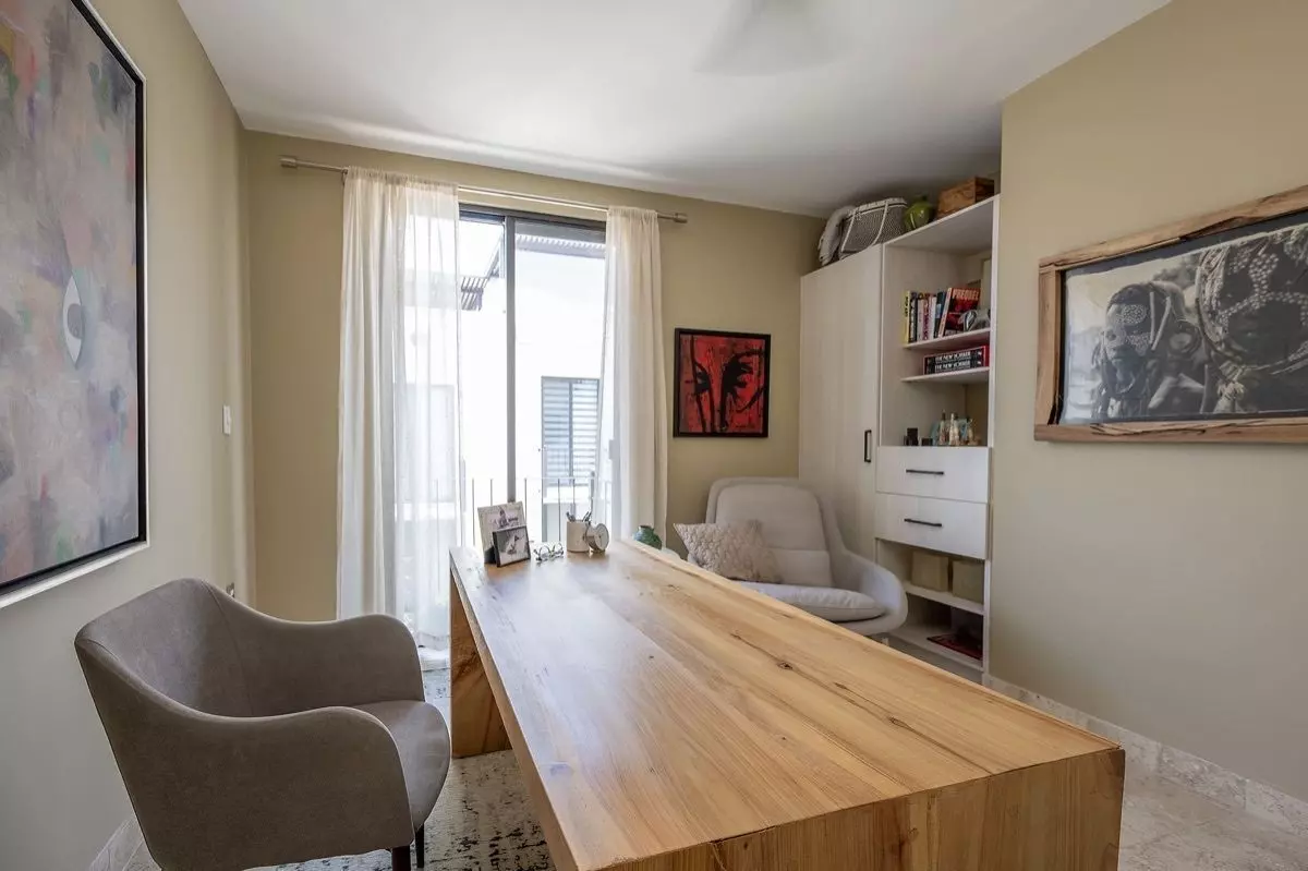 Casa Alegria — Atascadero (Arcos de San Miguel), San Miguel de Allende — photo 3 — luminous home office with verdant views