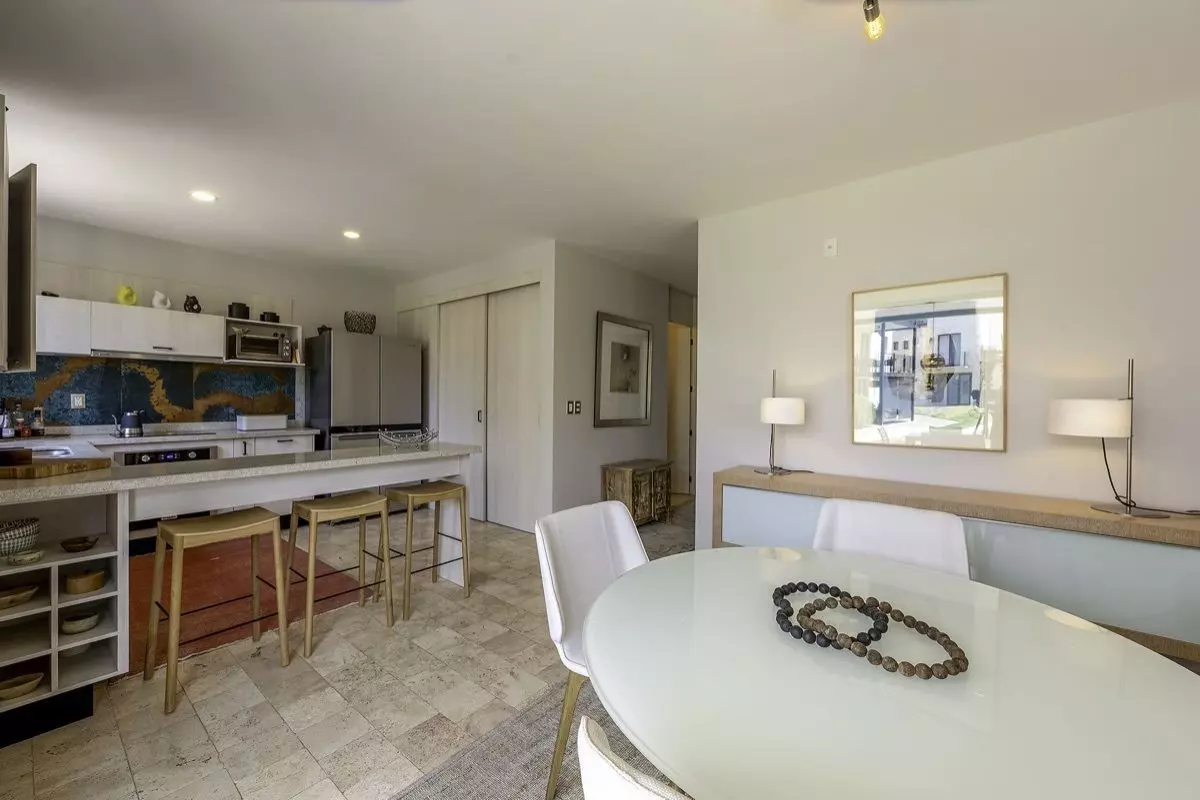 Casa Alegria — Atascadero (Arcos de San Miguel), San Miguel de Allende — photo 30 — contemporary open-plan living elegantly appointed