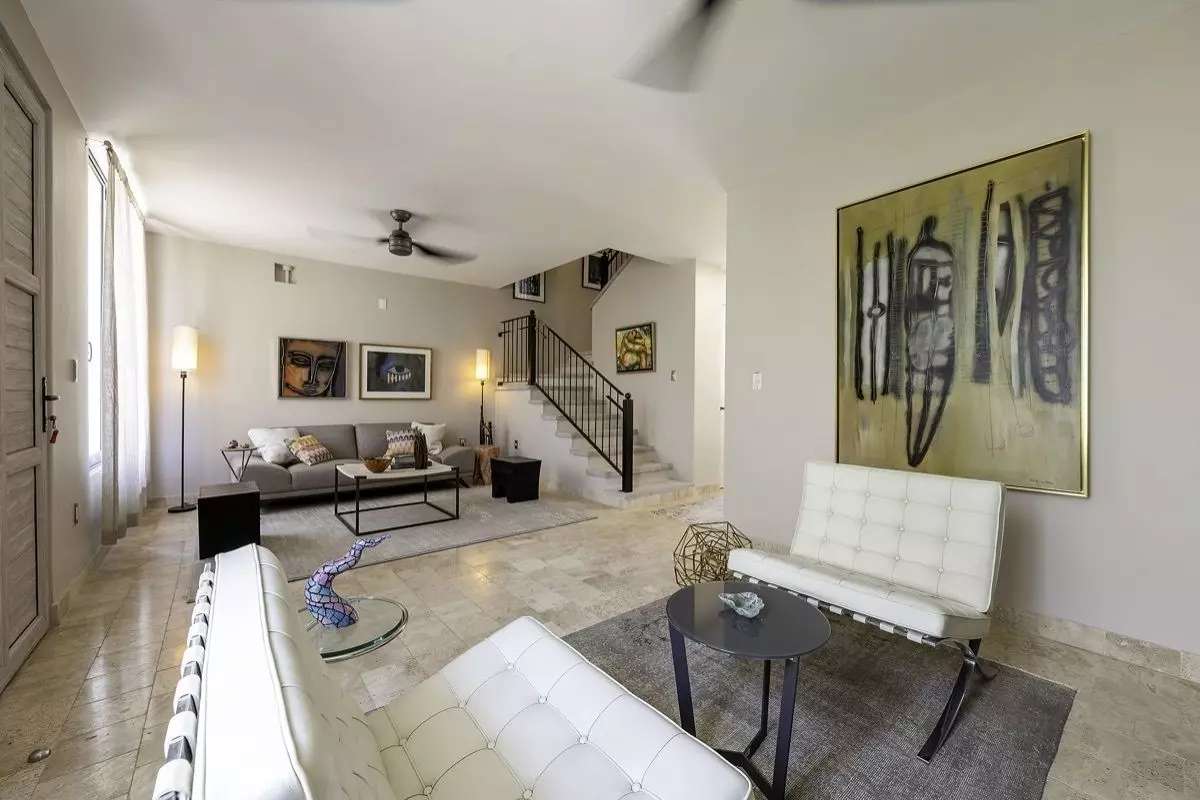 Casa Alegria — Atascadero (Arcos de San Miguel), San Miguel de Allende — photo 31 — soaring ceilings, sophisticated open-concept living