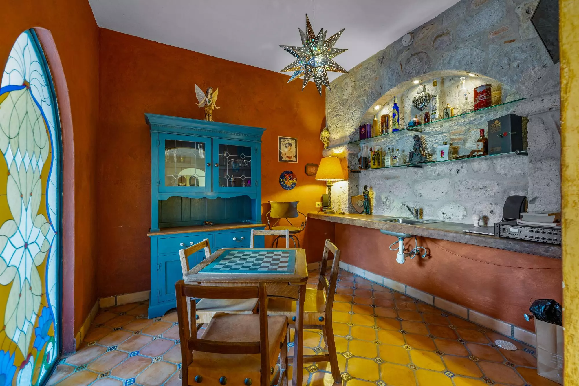 Casa Del Obraje — El Obraje, San Miguel de Allende — photo 23 — vibrant mexican kitchen, artistic character abundant