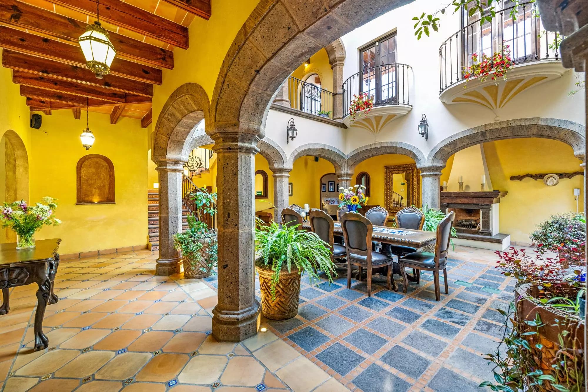 Casa Del Obraje — El Obraje, San Miguel de Allende — photo 14 — radiant colonial courtyard, timeless architectural elegance
