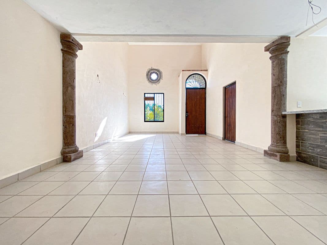 Casa Laura — Las Brisas, San Miguel de Allende — photo 2 — soaring columns frame luminous interior space