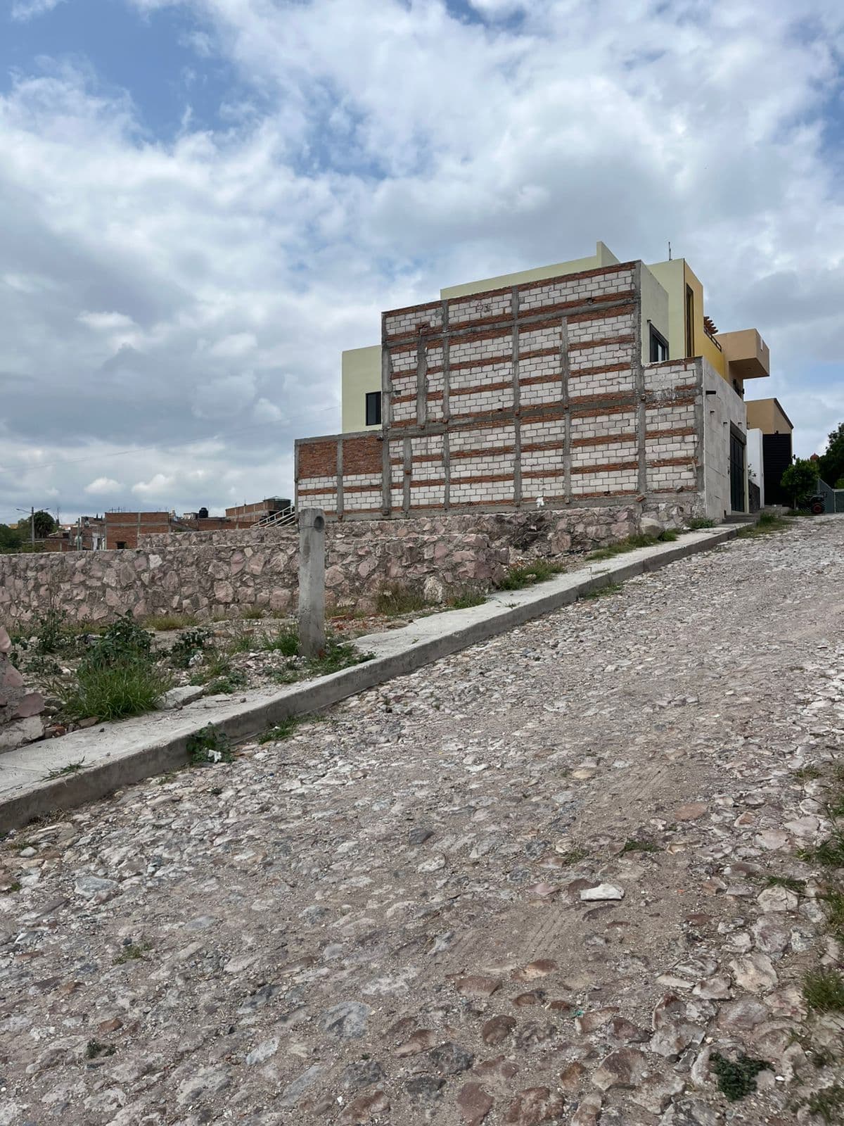 Terreno colonia San Rafael — San Rafael, San Miguel de Allende — photo 5 — contemporary hilltop residence, dramatic cloudscape views