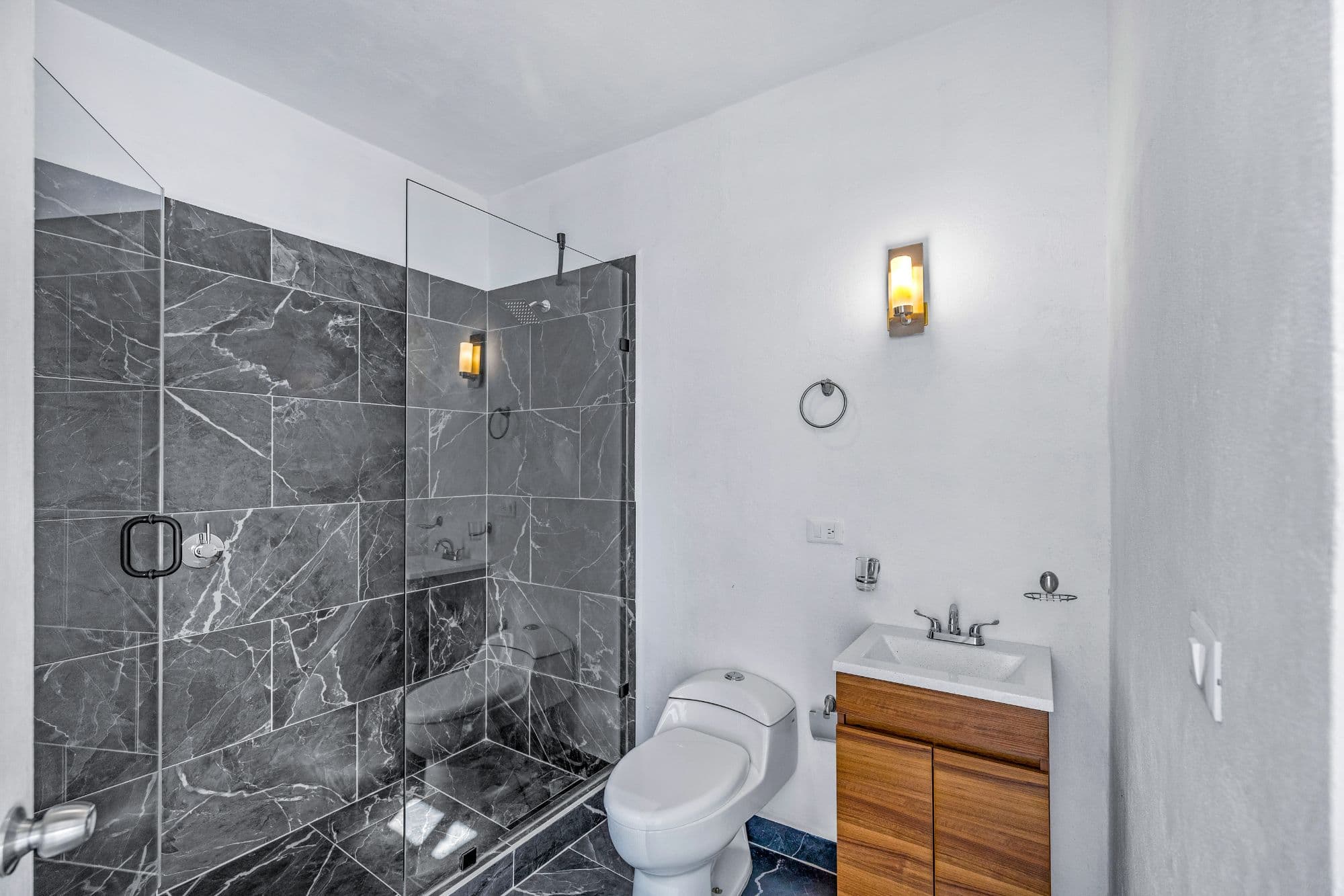 Casa Margarito — Guadalupe, San Miguel de Allende — photo 17 — sophisticated spa-inspired ensuite retreat