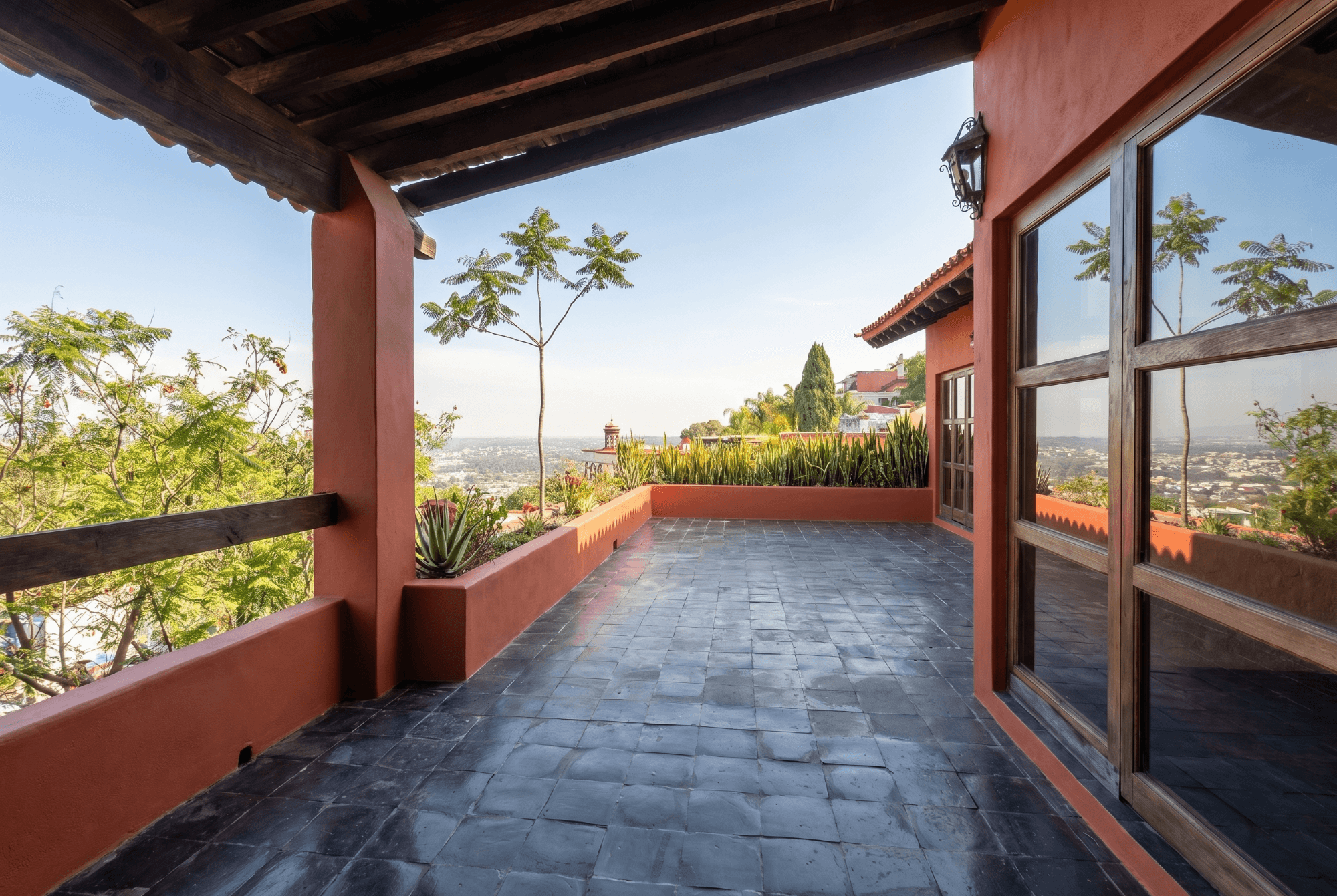 Casa Salida a Qro. — San Miguel de Allende Centro, San Miguel de Allende — photo 12 — expansive terrace, panoramic valley views