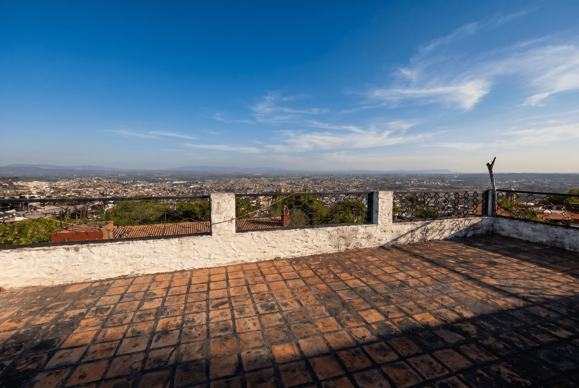 Casa Salida a Qro. — San Miguel de Allende Centro, San Miguel de Allende — photo 4 — panoramic valley views, sun-drenched terrace