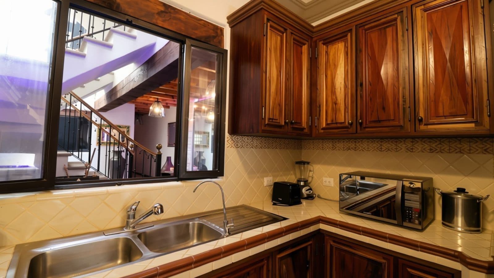Casa Cocuchas — San Antonio, San Miguel de Allende — photo 8 — elegant kitchen with refined architectural details