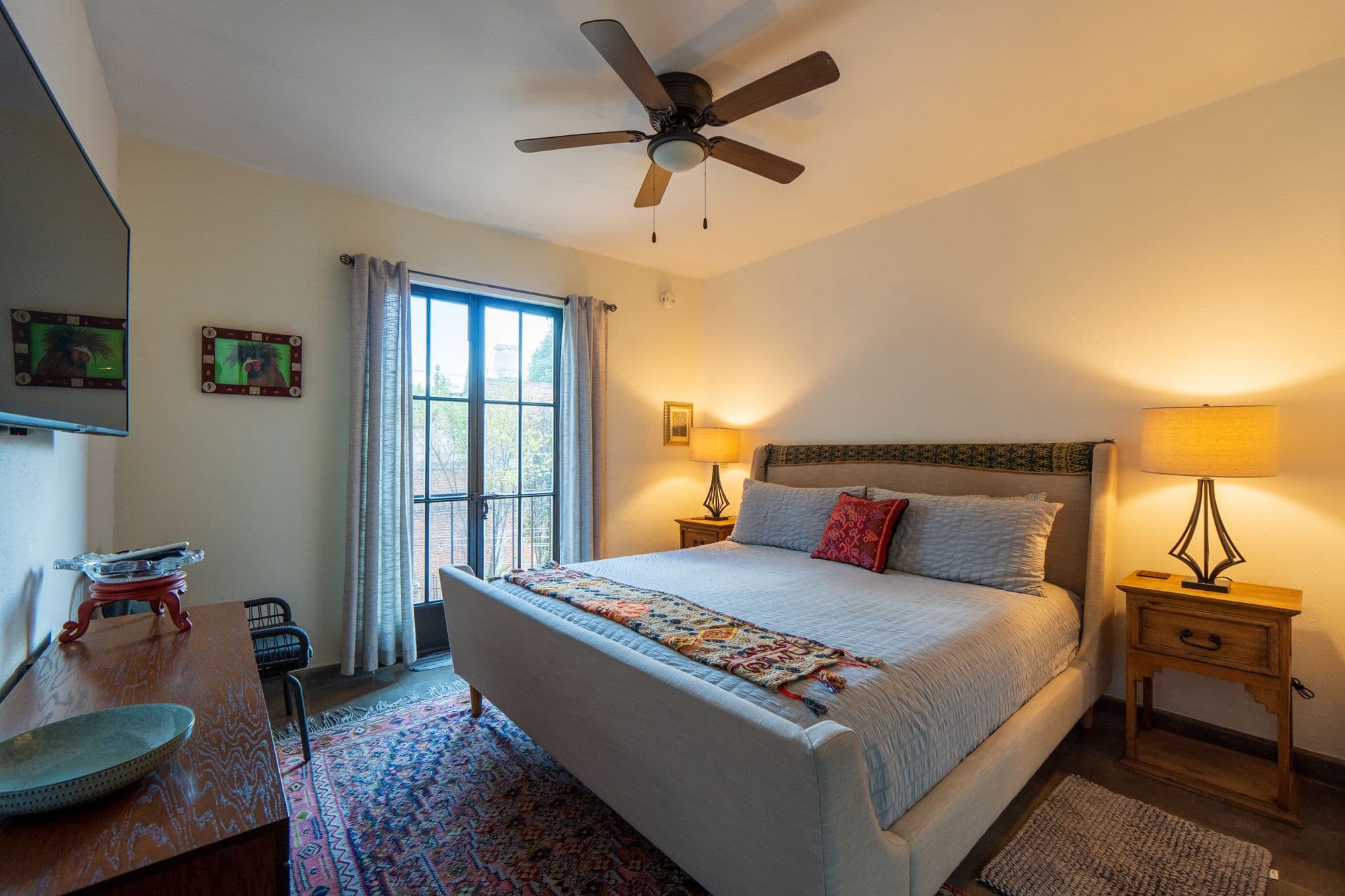 Casa Leslie — San Antonio, San Miguel de Allende — photo 8 — sunlit master retreat with scenic views