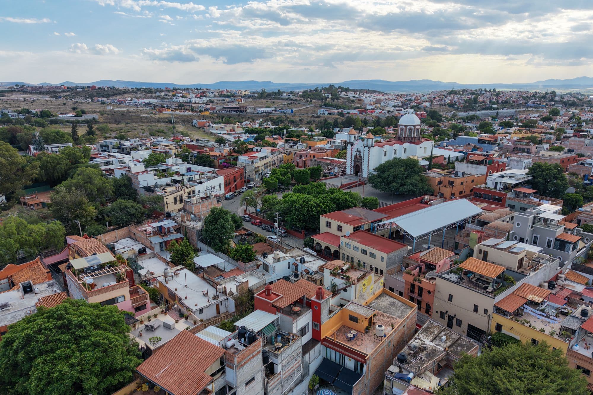 Casa Leslie — San Antonio, San Miguel de Allende — photo 26 — expansive colonial vistas, vibrant architectural heritage