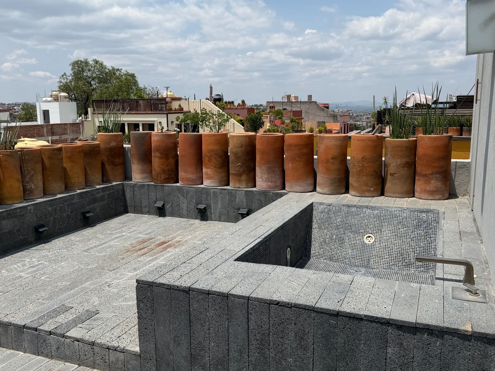 Departamento Umarán — Centro, San Miguel de Allende — photo 4 — sophisticated rooftop spa sanctuary