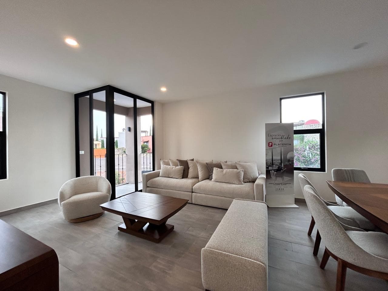 Barrio Santo Dpto 2A — San Miguel de Allende Centro, San Miguel de Allende — photo 5 — sophisticated living with panoramic city views
