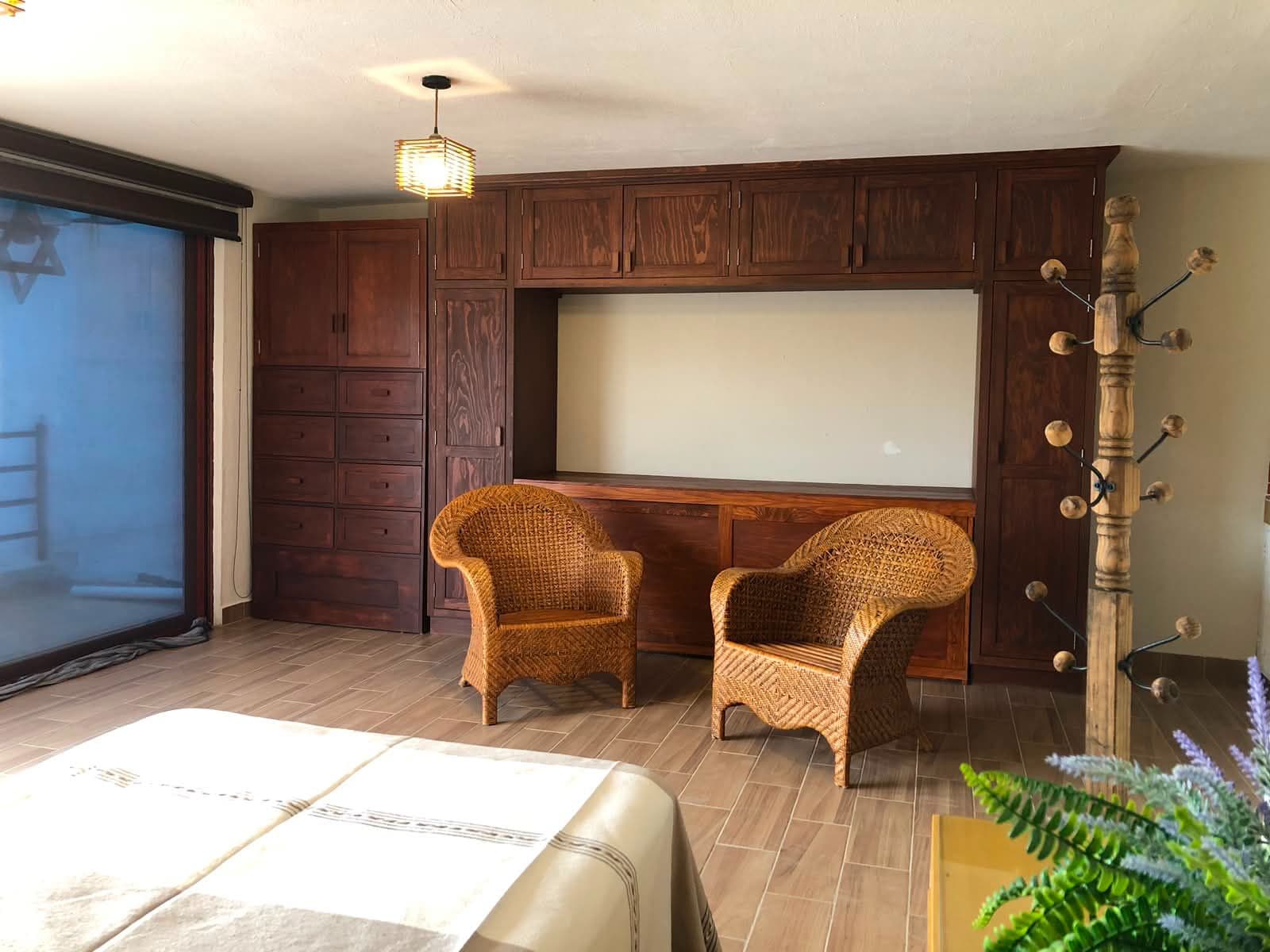Casa Vista Carolina — Lindavista, San Miguel de Allende — photo 14 — sophisticated entertainment room awaits