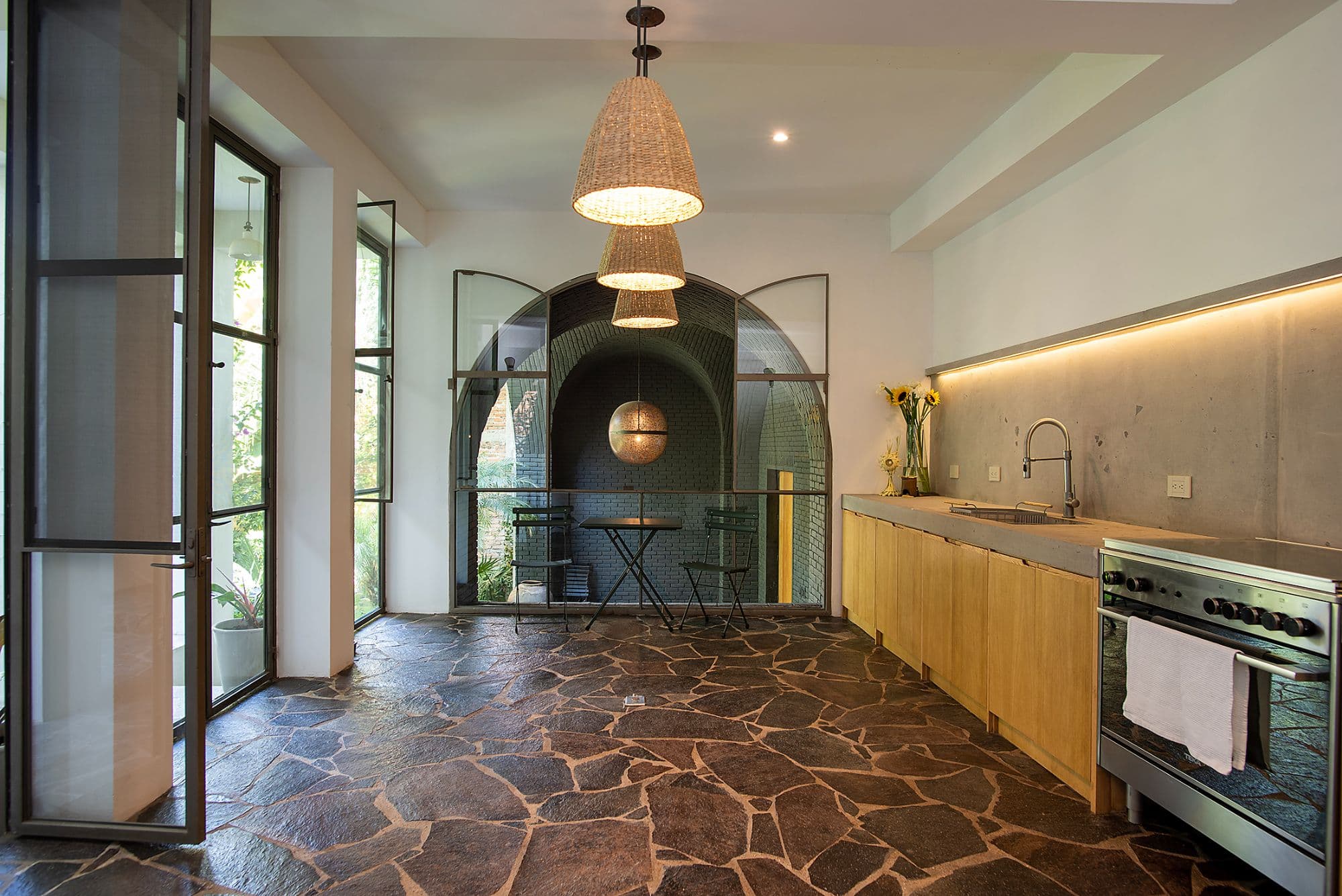 CASA CLARA — Centro, San Miguel de Allende — photo 6 — contemporary kitchen with soaring architectural charm