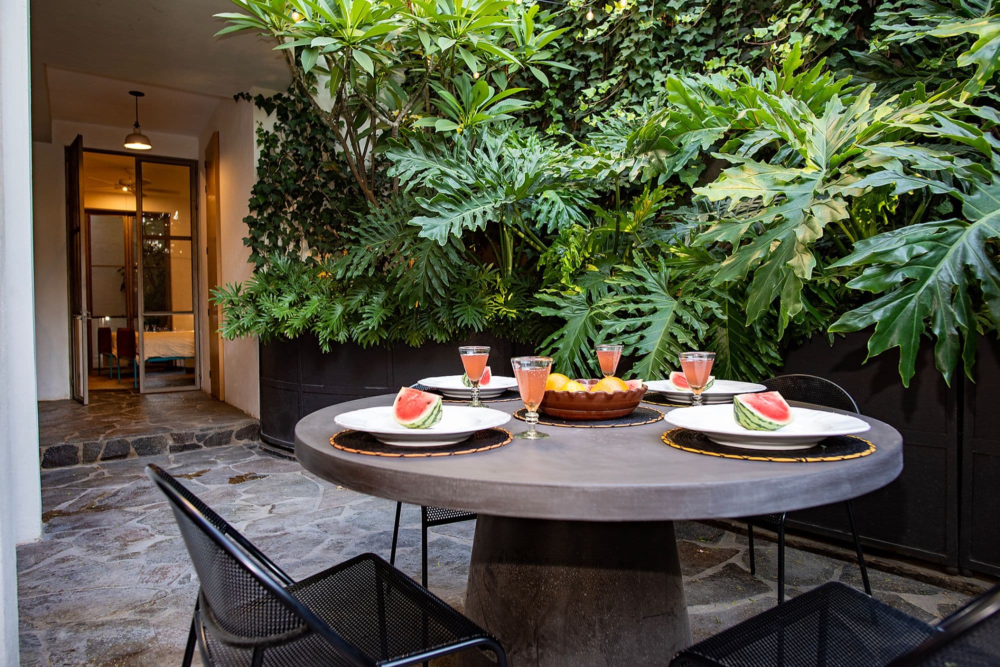 CASA CLARA — Centro, San Miguel de Allende — photo 3 — sophisticated outdoor dining sanctuary