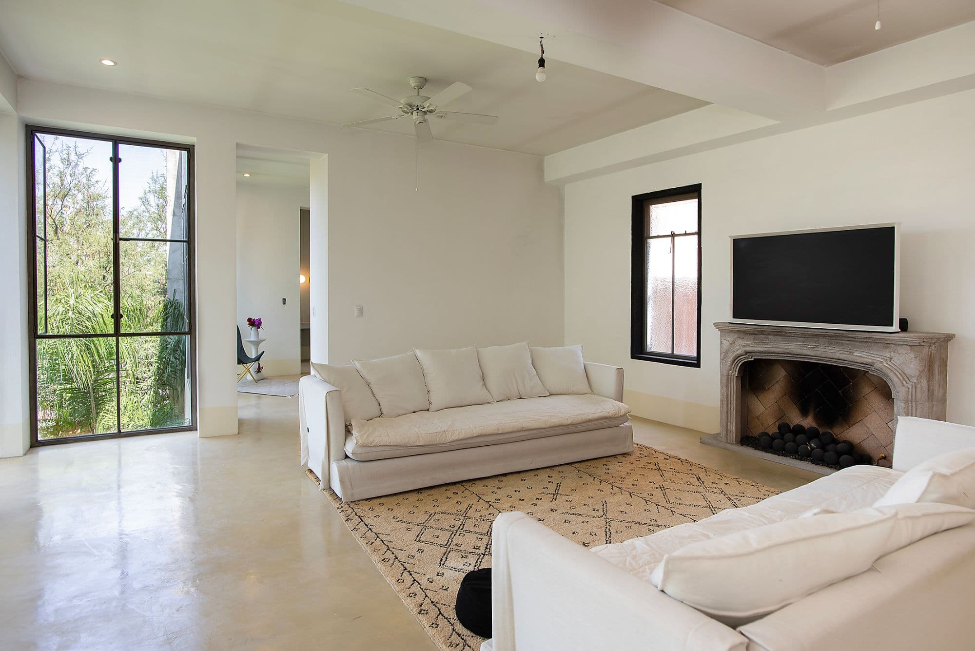 CASA CLARA — Centro, San Miguel de Allende — photo 10 — sophisticated open-concept living sanctuary