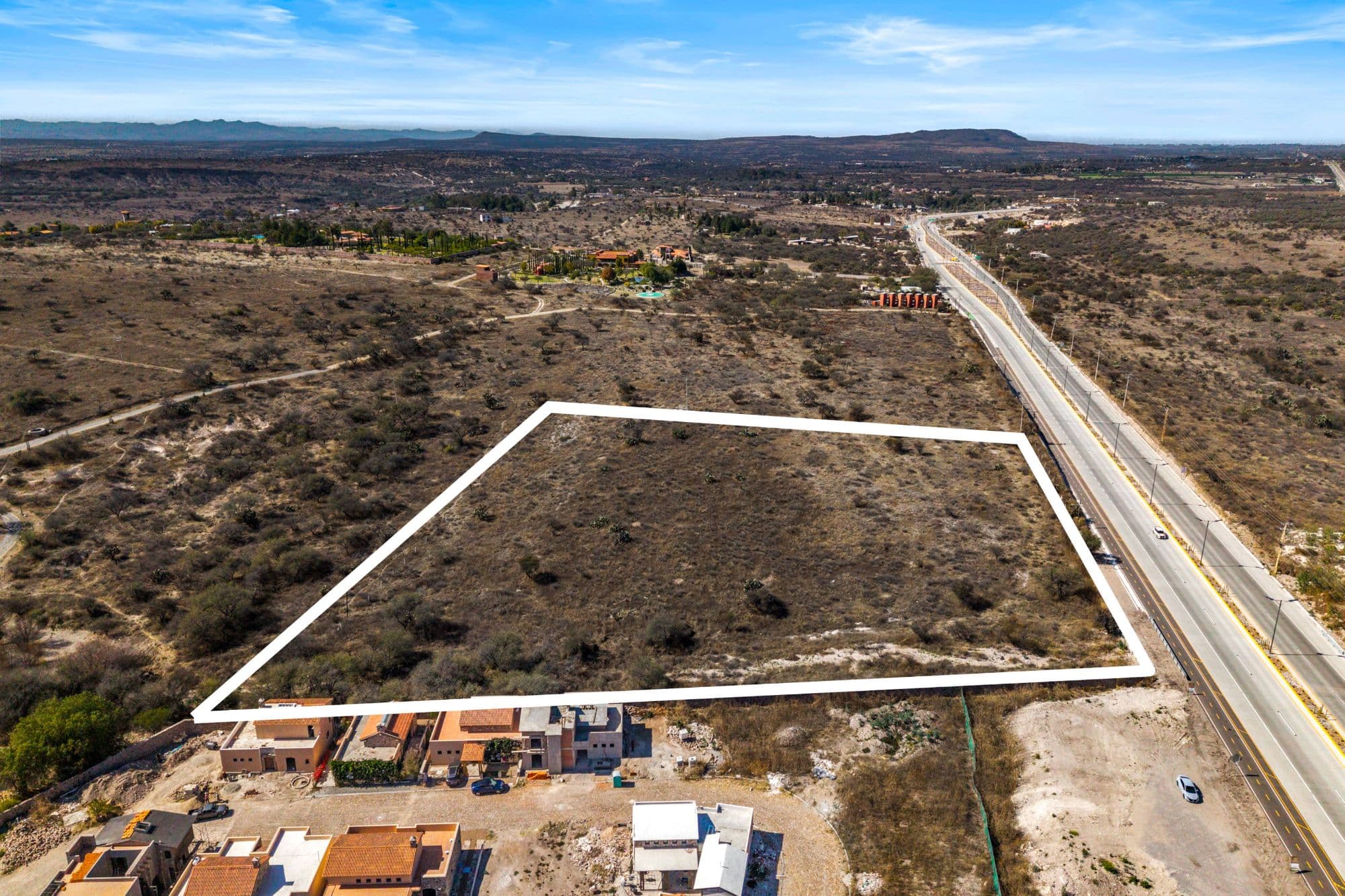 El Cortijo Lot — El Cortijo, San Miguel de Allende — photo 4 — expansive hilltop development opportunity awaits