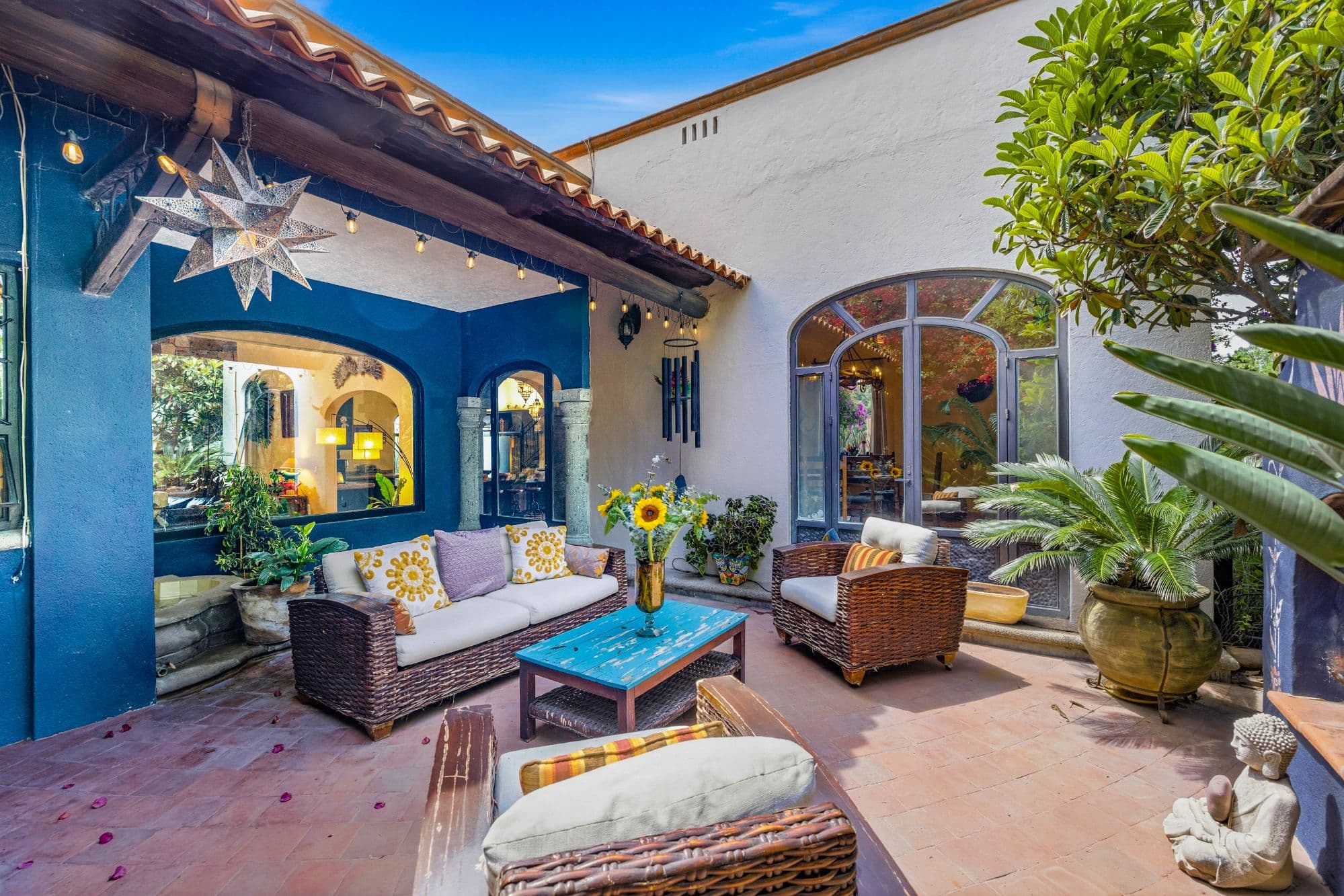 Casa Jardin Secreto — Los Labradores, San Miguel de Allende — photo 20 — vibrant courtyard oasis, authentic colonial charm