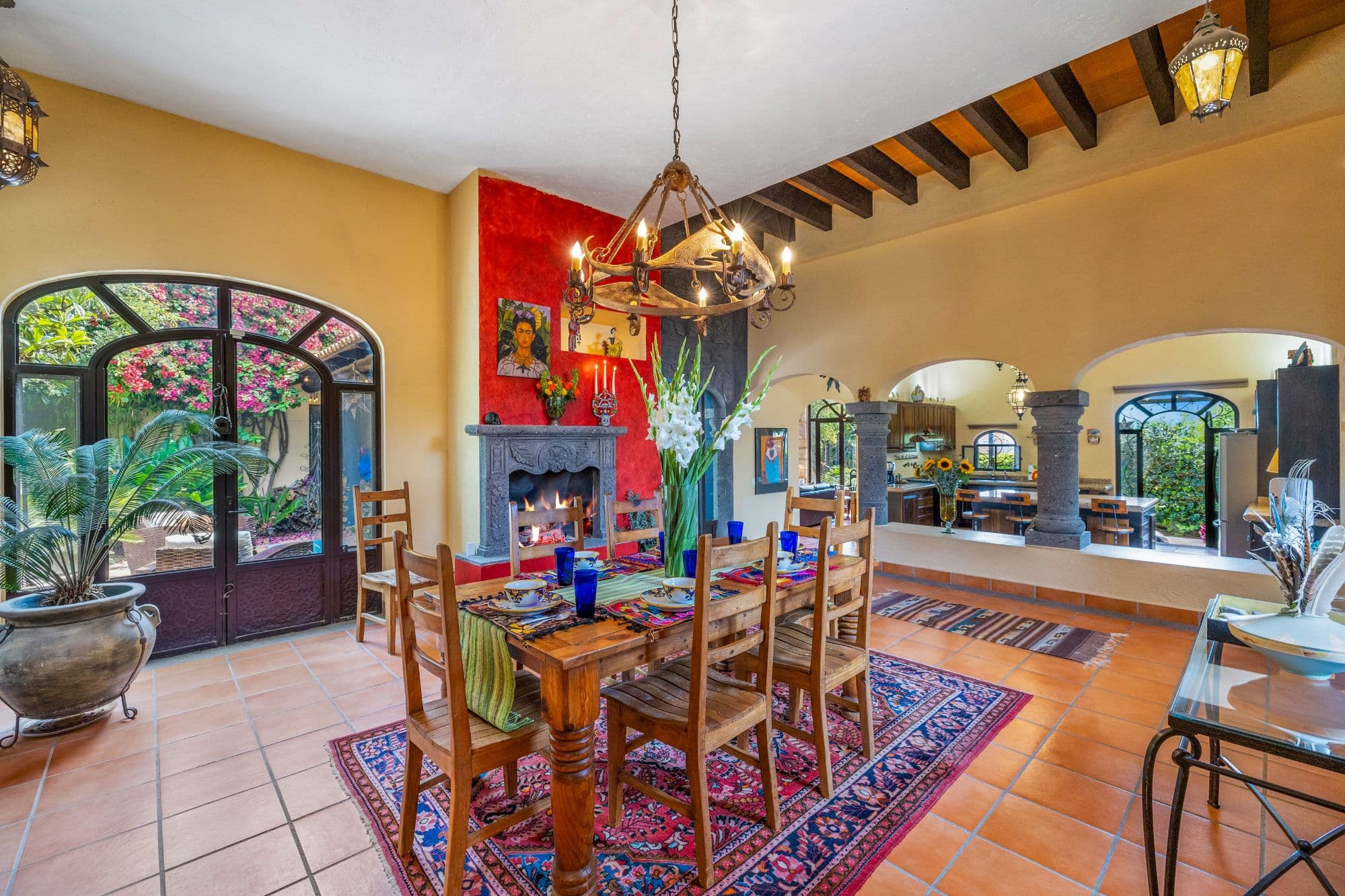 Casa Jardin Secreto — Los Labradores, San Miguel de Allende — photo 2 — vibrant colonial dining, artisan charm