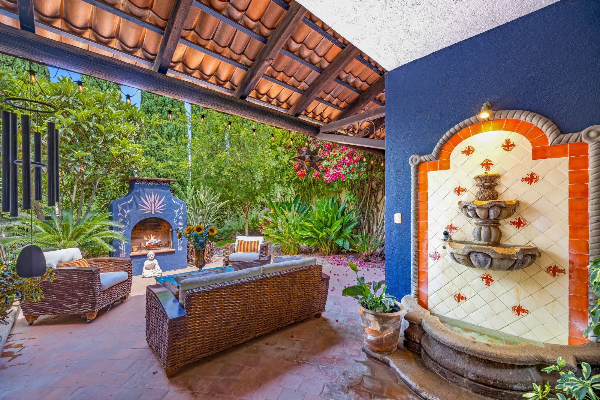Casa Jardin Secreto — Los Labradores, San Miguel de Allende — photo 8 — enchanting courtyard, talavera fountain, vibrant mexican charm