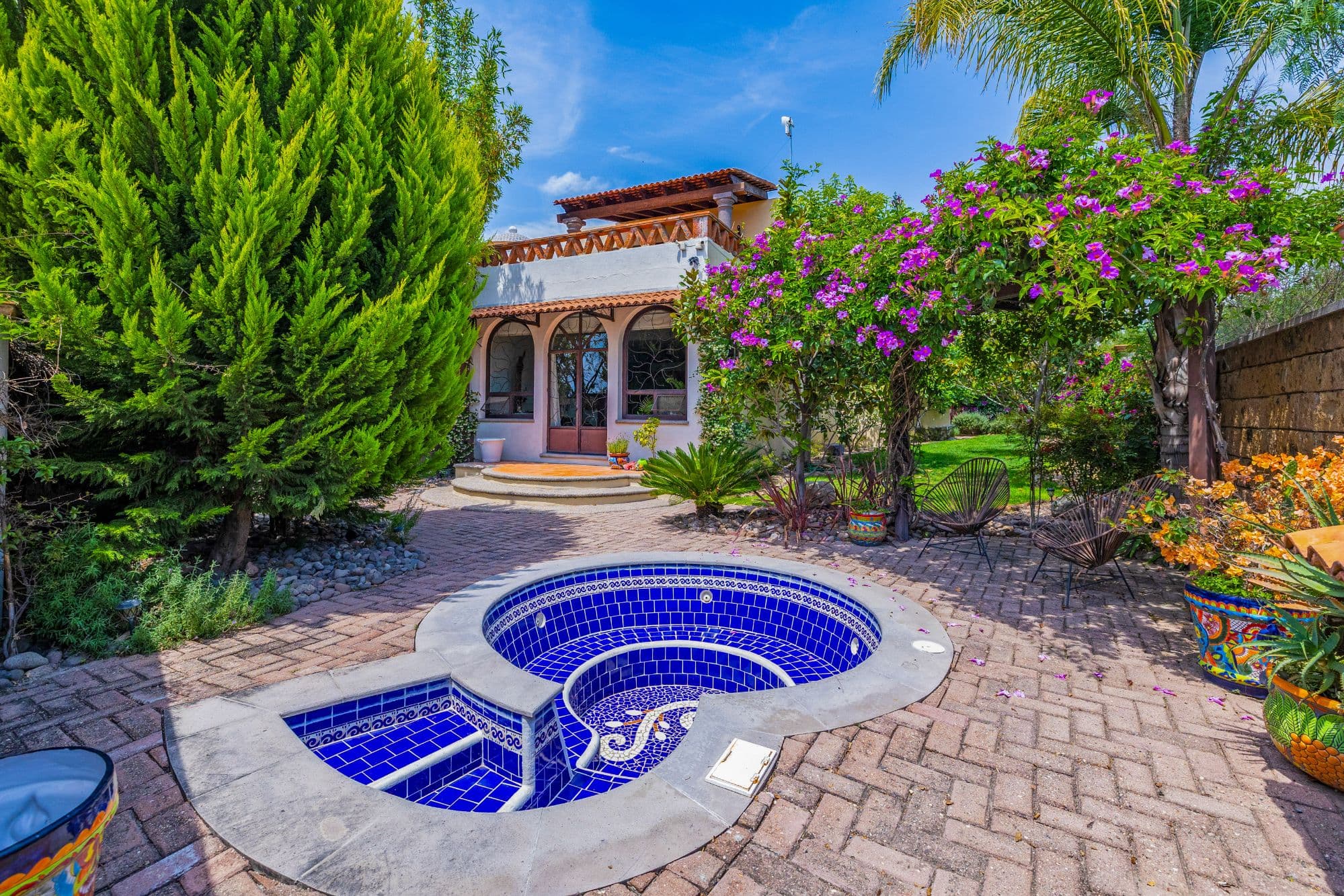 Casa Jardin Secreto — Los Labradores, San Miguel de Allende — photo 9 — charming courtyard with traditional mexican spa