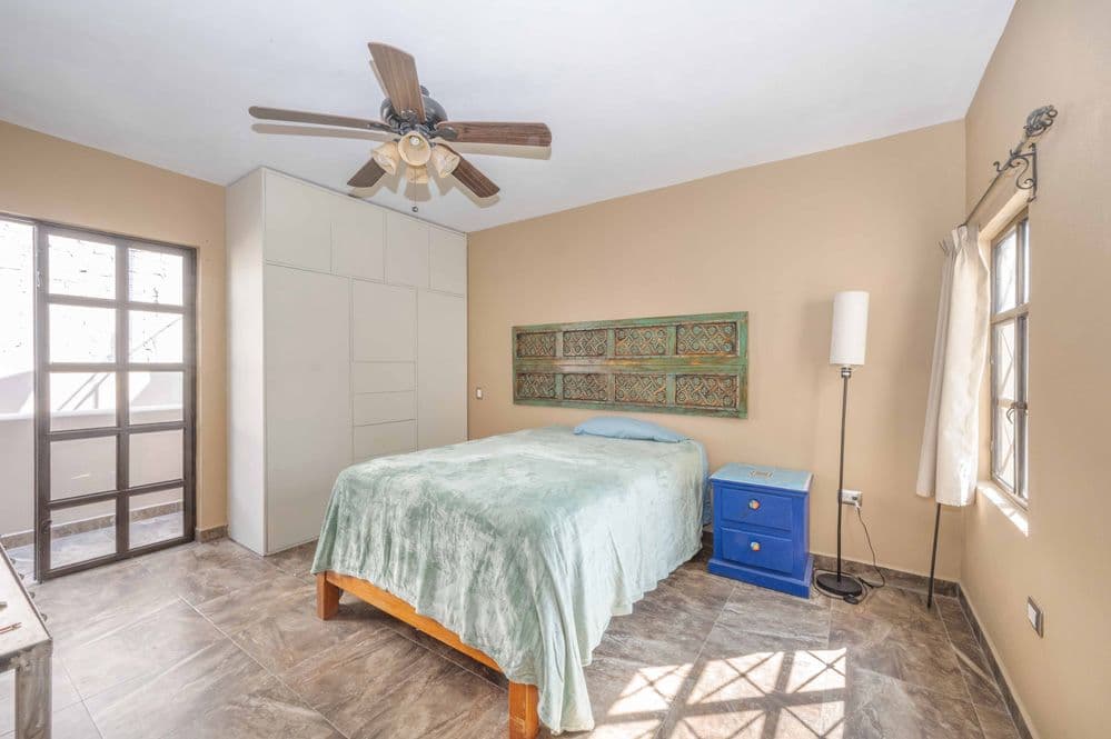 Duplex Fray Bartolome — Independencia, San Miguel de Allende — photo 10 — serene master suite, abundant natural light
