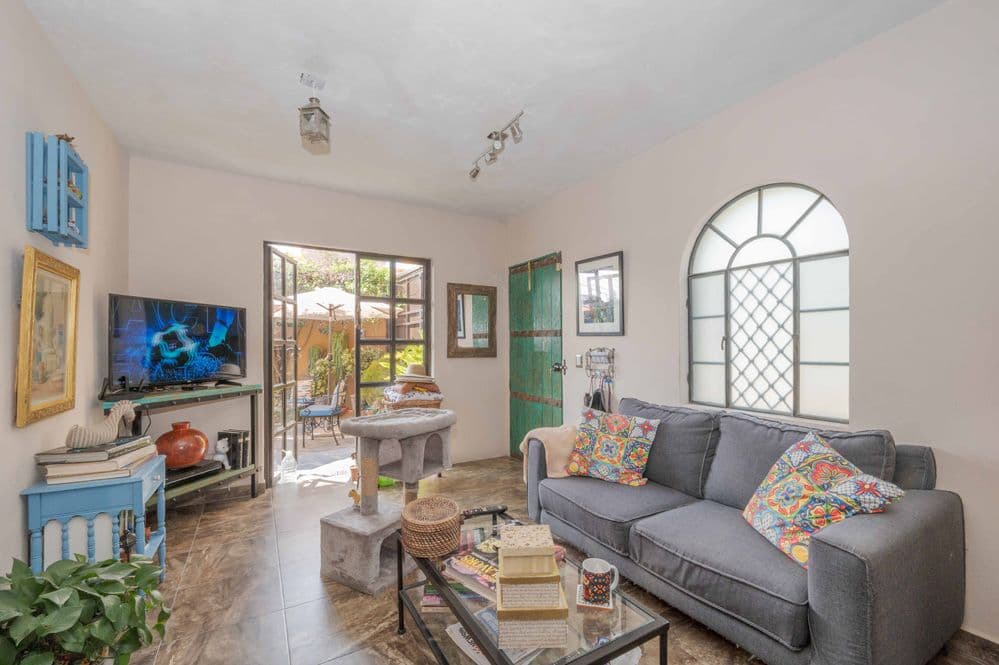 Duplex Fray Bartolome — Independencia, San Miguel de Allende — photo 19 — bright, bohemian living with garden views