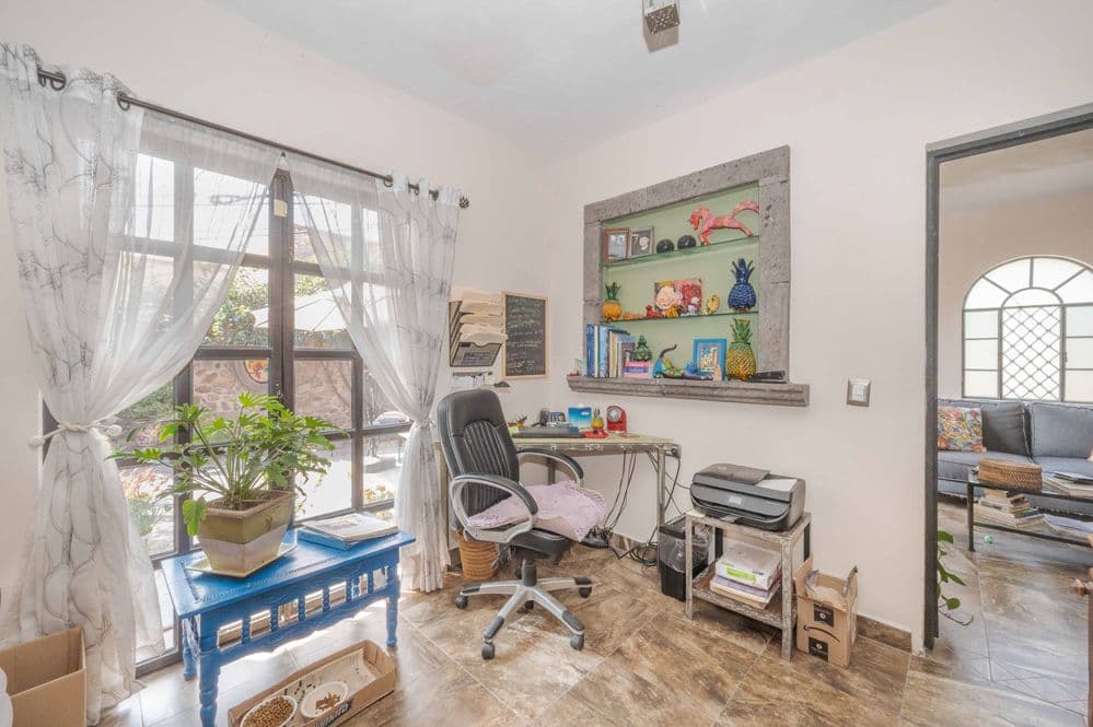 Duplex Fray Bartolome — Independencia, San Miguel de Allende — photo 22 — bright, creative home office sanctuary