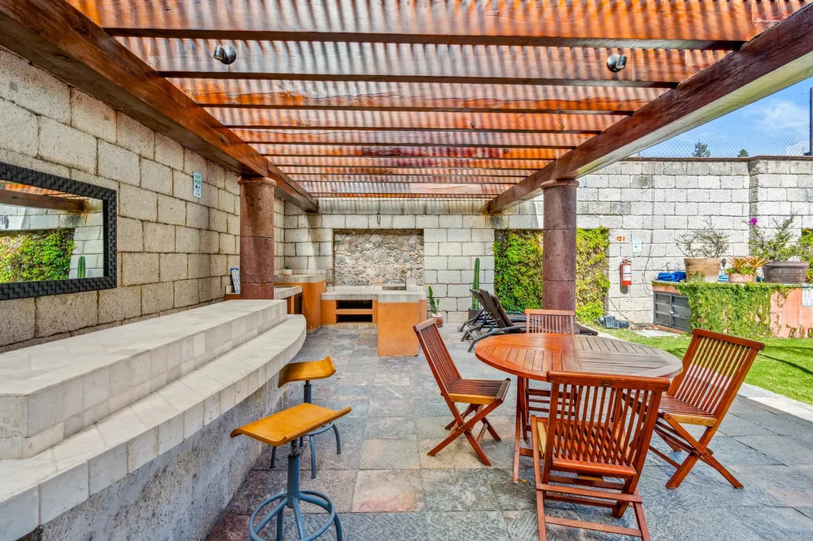 Casa Romana — Centro, San Miguel de Allende — photo 24 — covered courtyard oasis, entertainer's dream