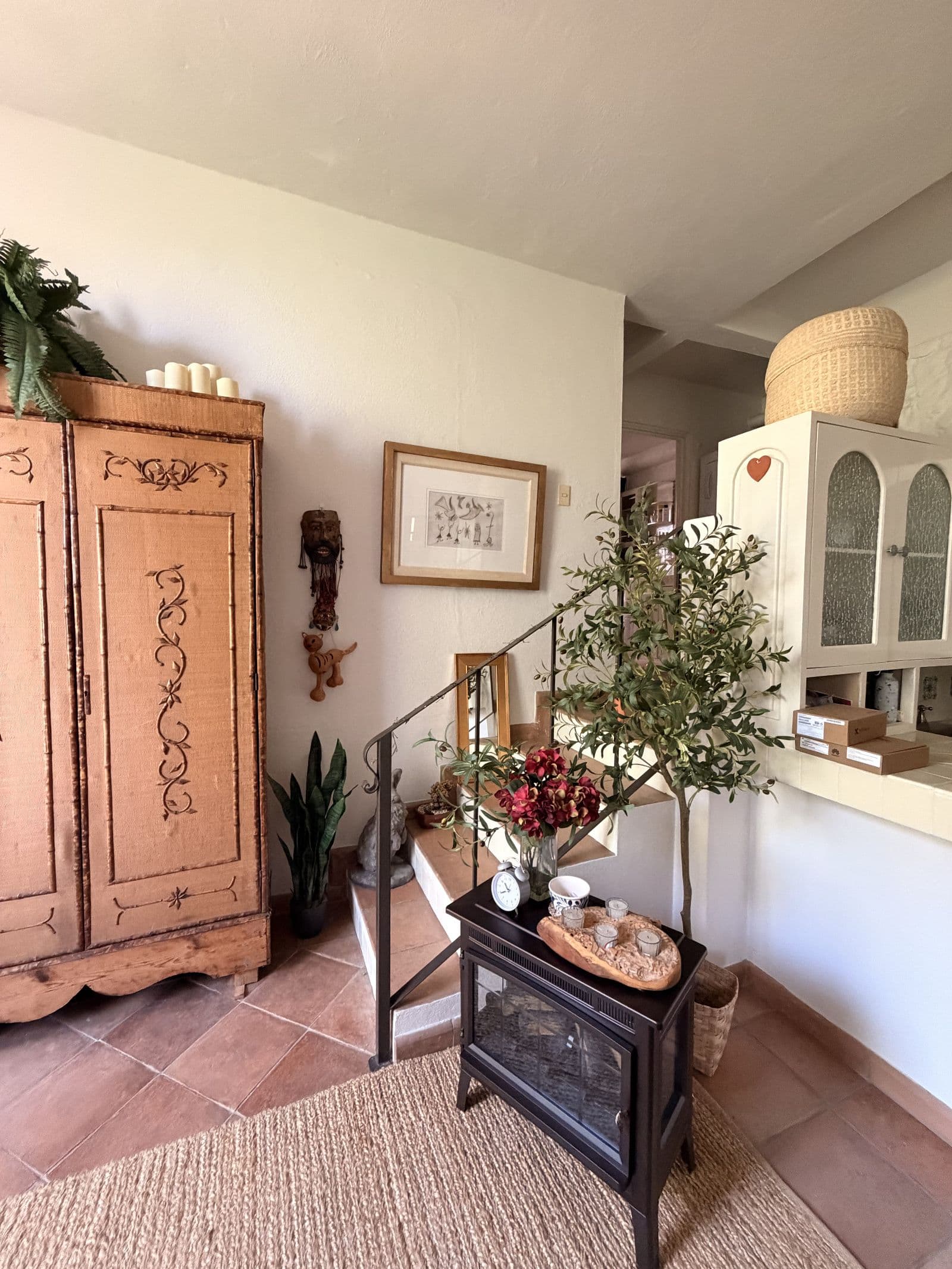 Molly Mellor — Centro, San Miguel de Allende — photo 11 — charming entryway with artisanal character