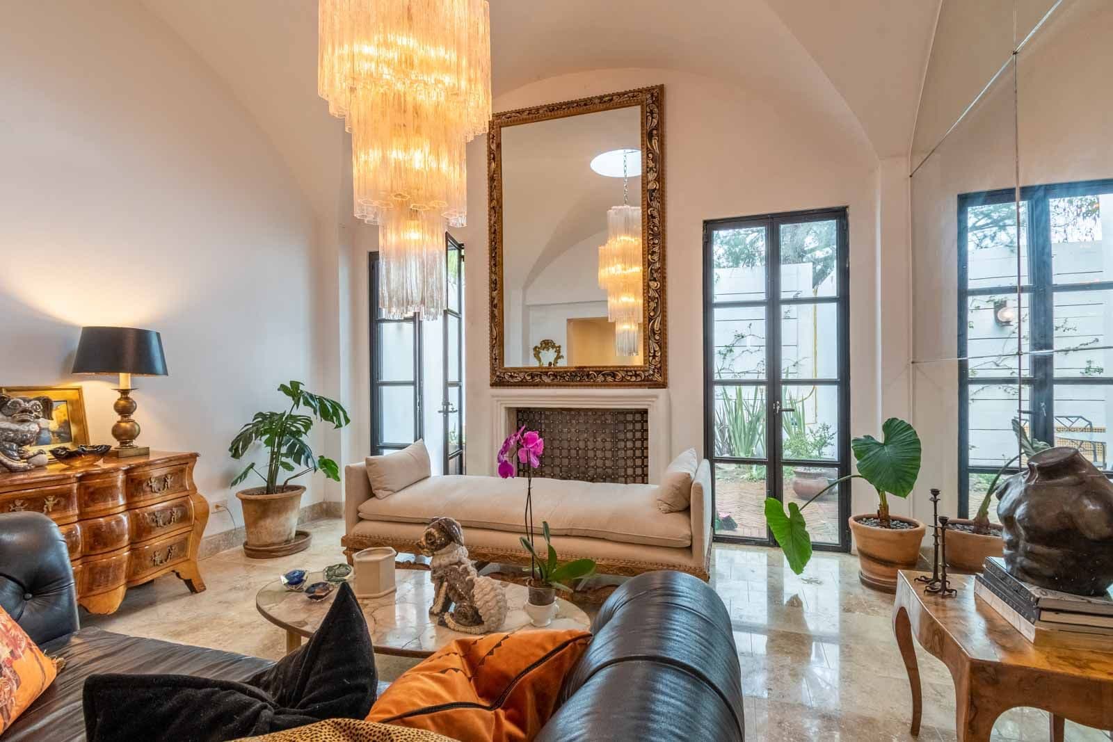 Casa Blanca — Centro, San Miguel de Allende — photo 5 — elegant living room, soaring ceilings, natural light