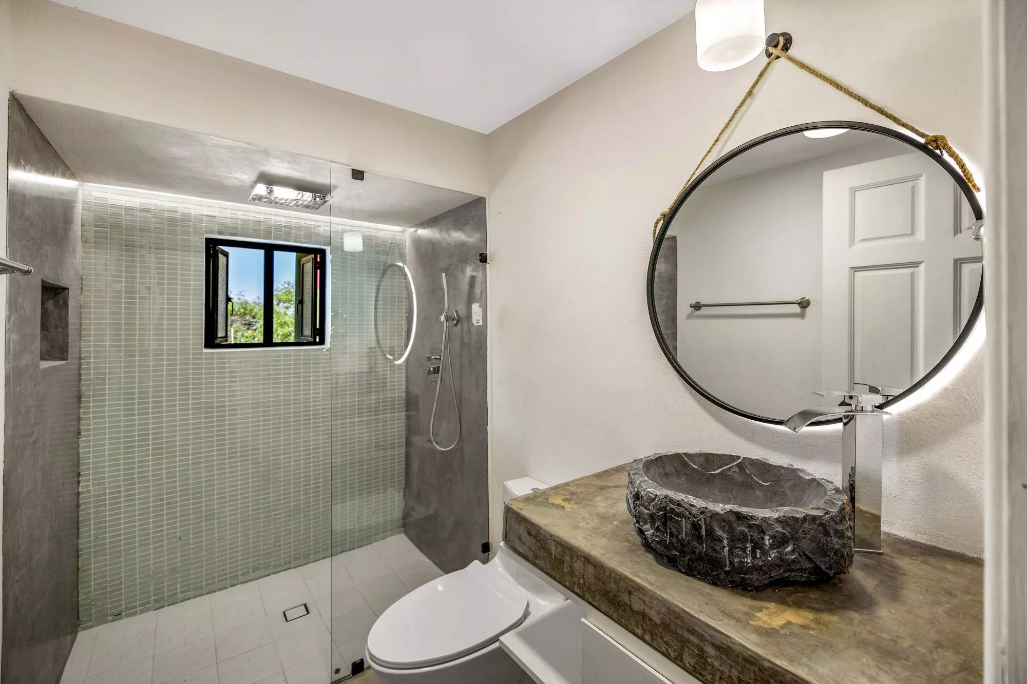 Casa Montitlan — Balcones, San Miguel de Allende — photo 9 — contemporary spa-inspired master bath