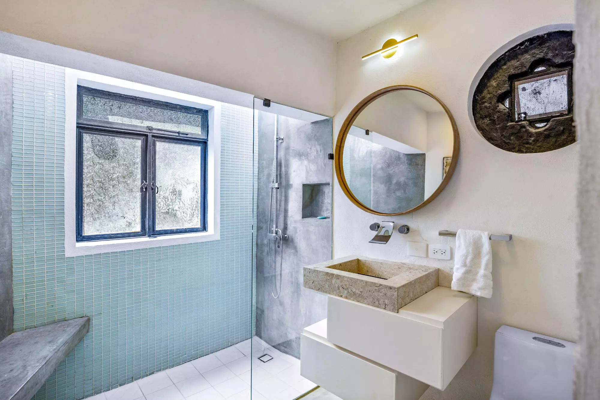 Casa Montitlan — Balcones, San Miguel de Allende — photo 23 — spa-inspired ensuite with natural light