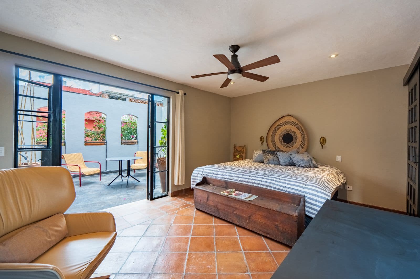 Casa Cielito Lindo — Guadalupe, San Miguel de Allende — photo 12 — luminous master suite with private terrace