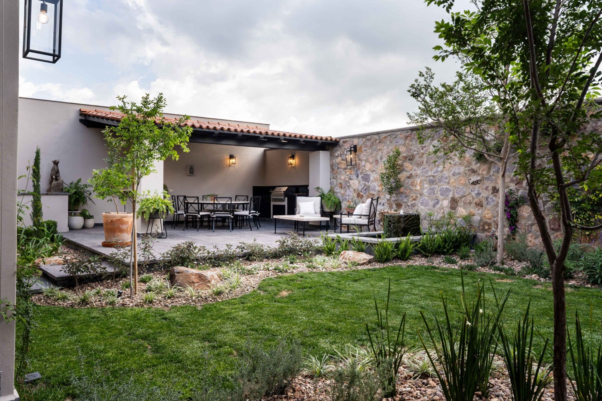 Casa Paulena — Balcones, San Miguel de Allende — photo 42 — serene courtyard, authentic mexican elegance