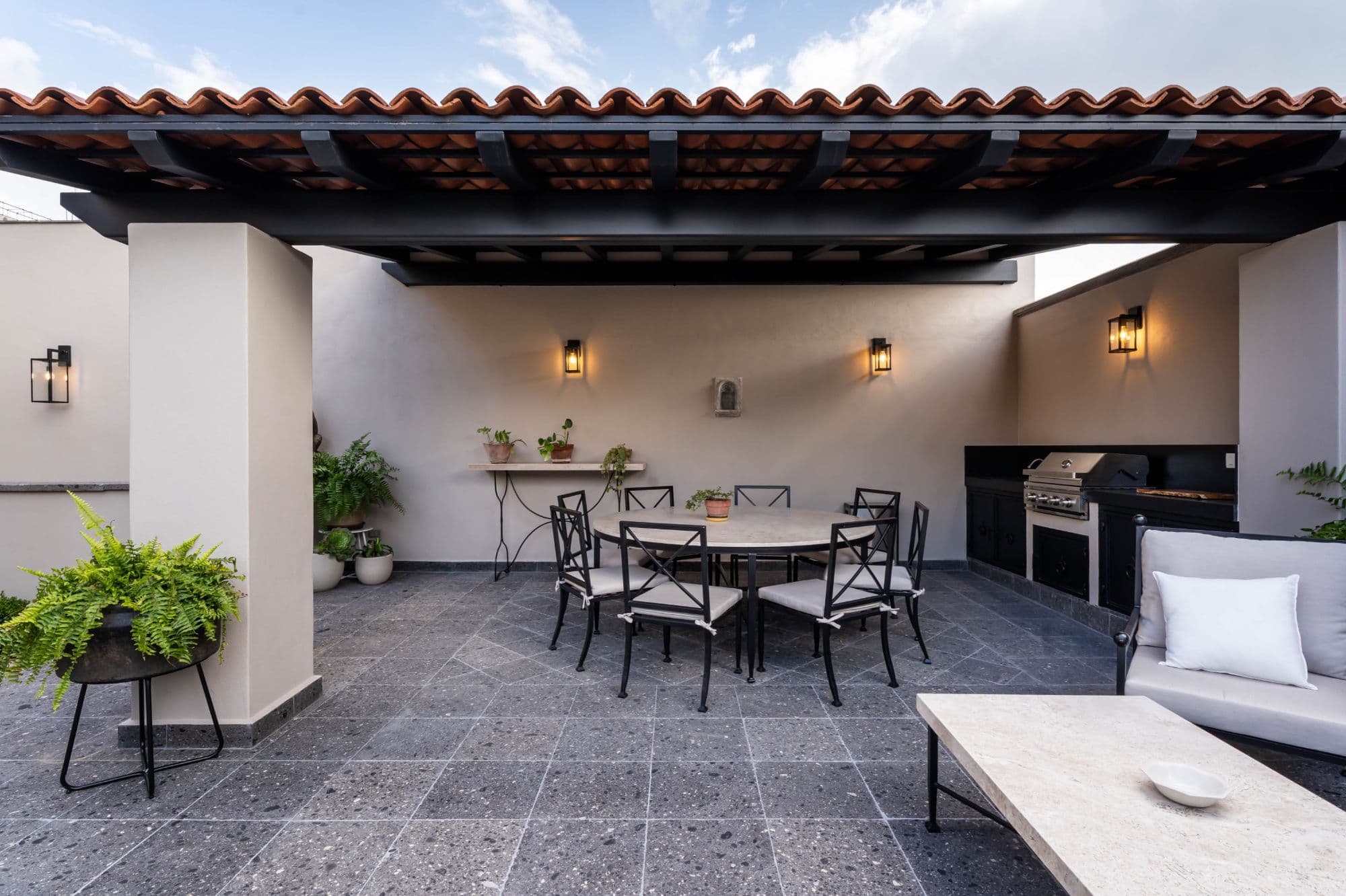 Casa Paulena — Balcones, San Miguel de Allende — photo 41 — sophisticated courtyard entertaining space