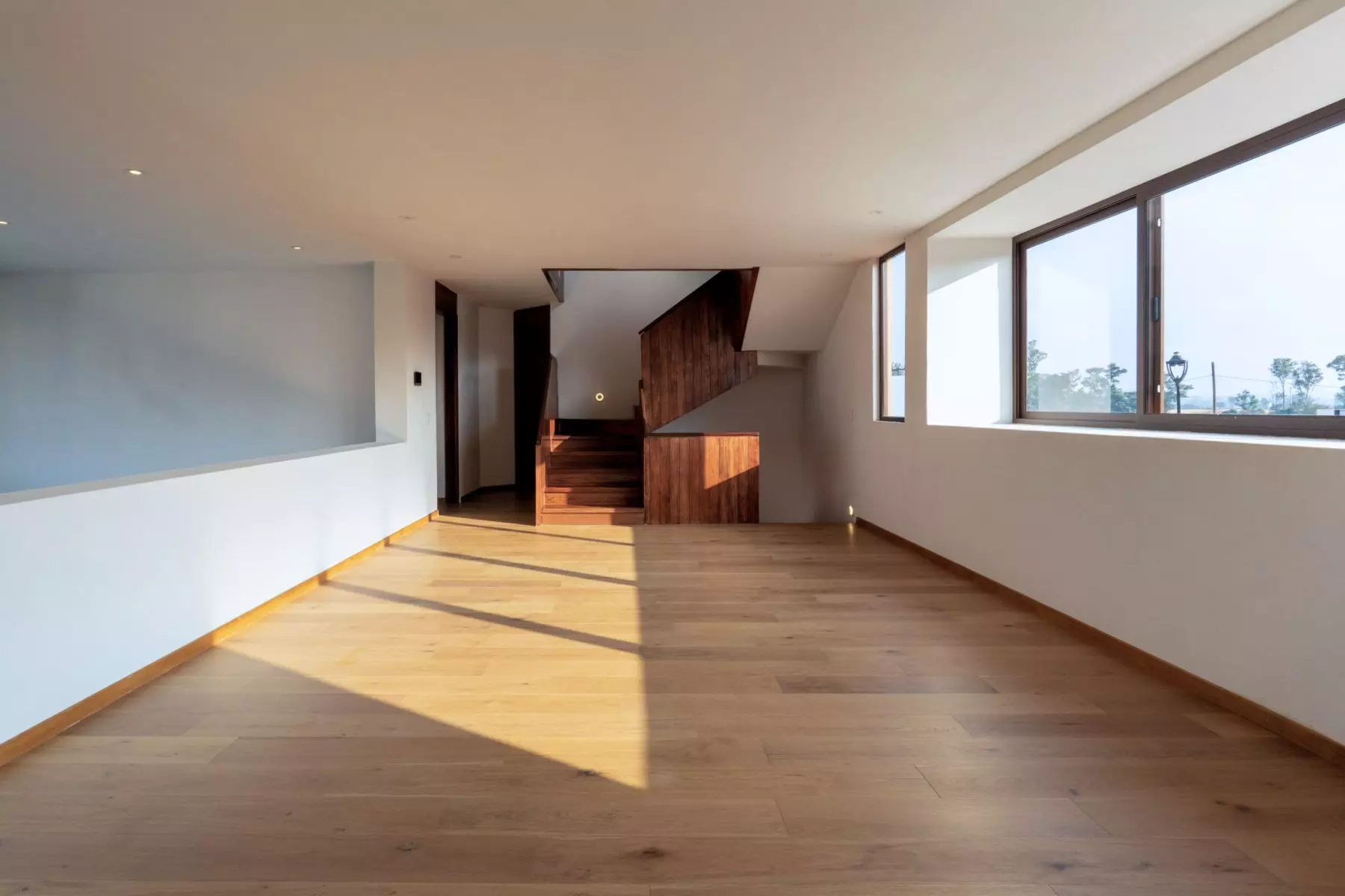 Casa Soñada — Zirándaro, San Miguel de Allende — photo 10 — luminous open-concept living space