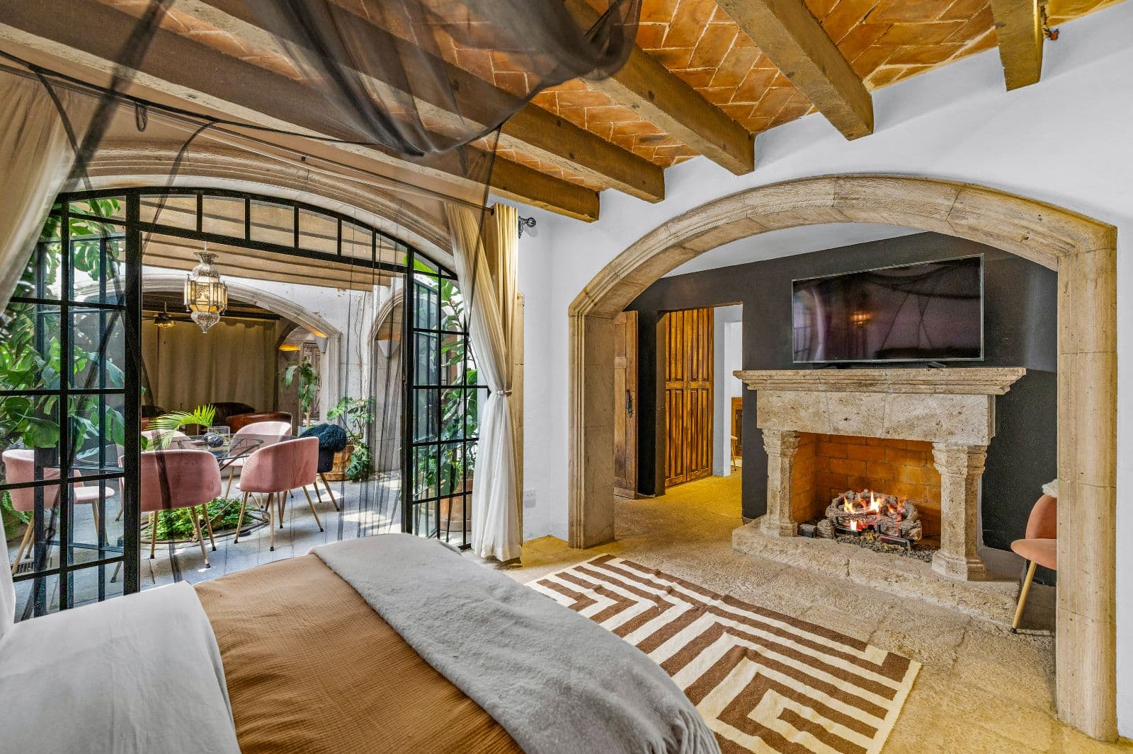 Casa Clae — Guadiana, San Miguel de Allende — photo 17 — rustic elegance meets modern luxury living